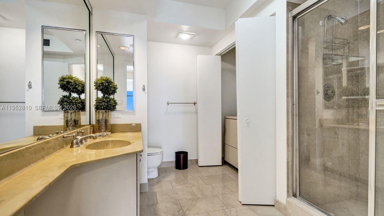 HAMPTONS WEST CONDO - Residential