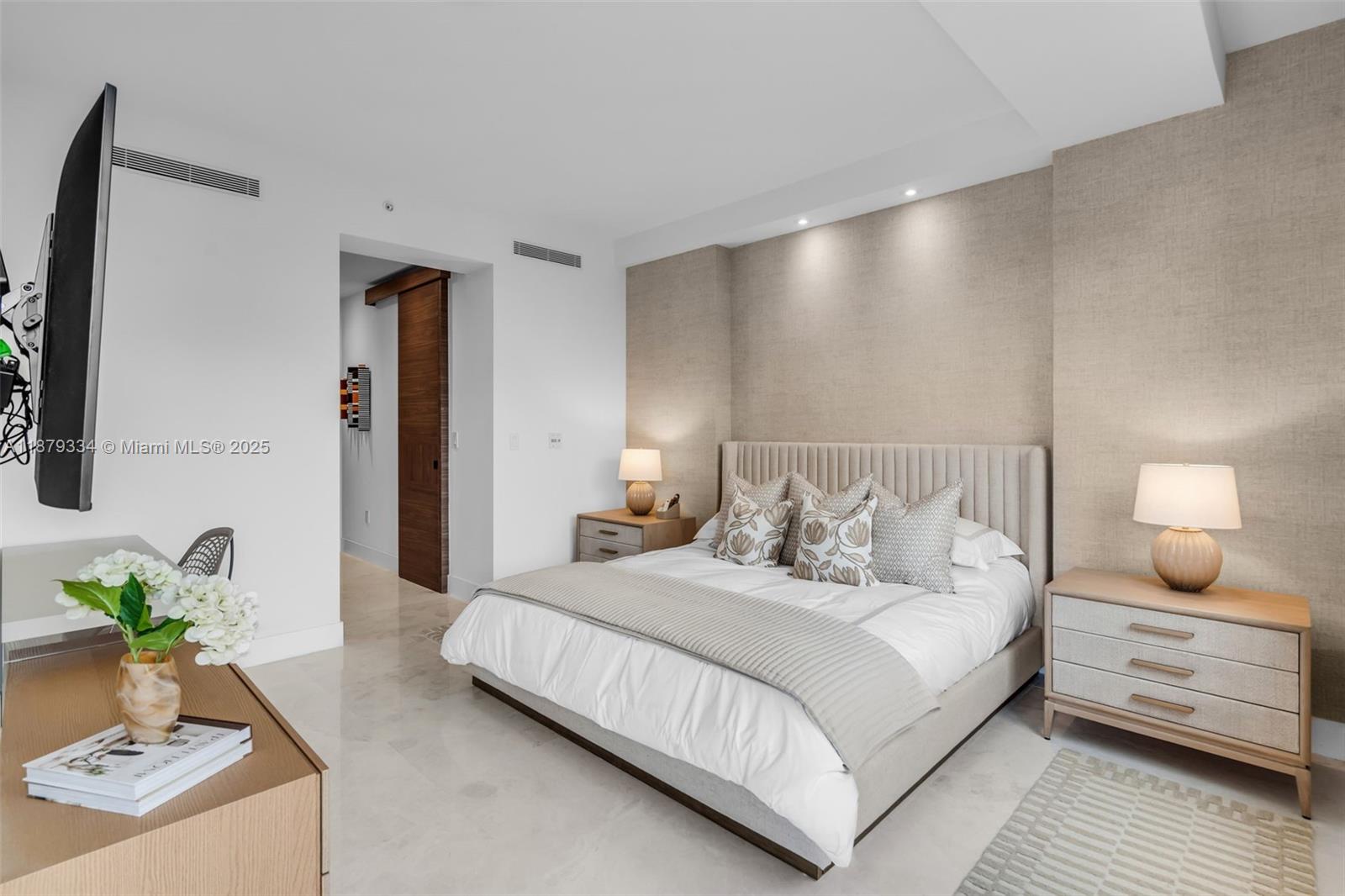 KEY COLONY NO 2 CONDO - Residential Lease