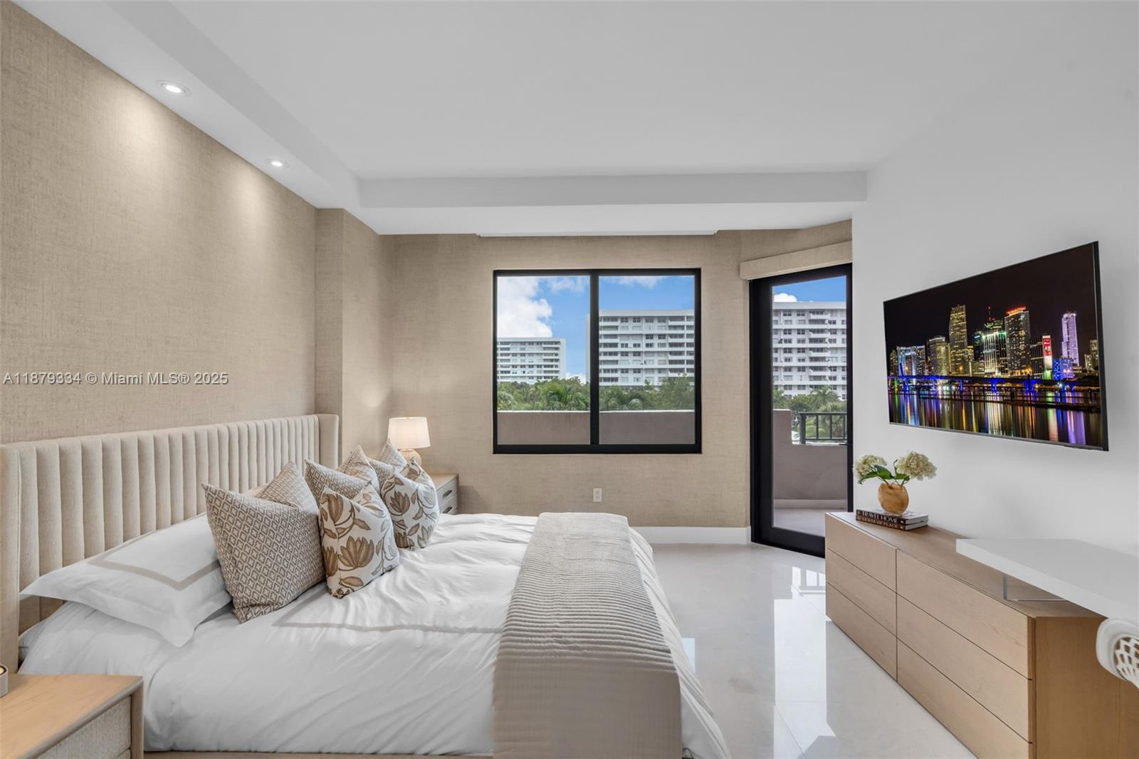 KEY COLONY NO 2 CONDO - Residential Lease