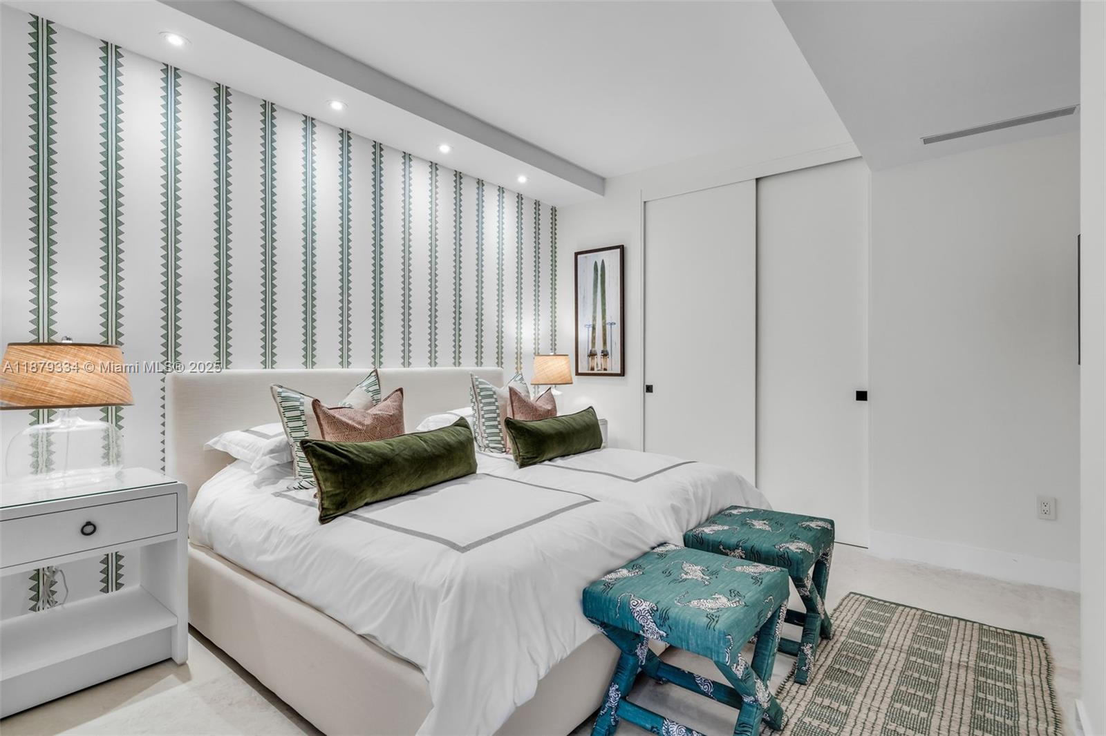 KEY COLONY NO 2 CONDO - Residential Lease