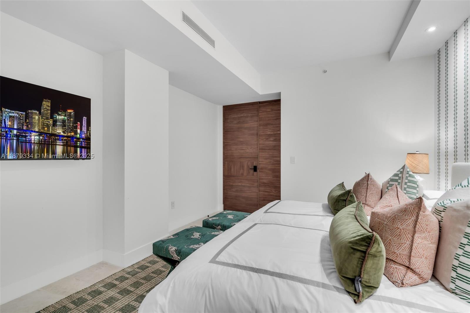 KEY COLONY NO 2 CONDO - Residential Lease