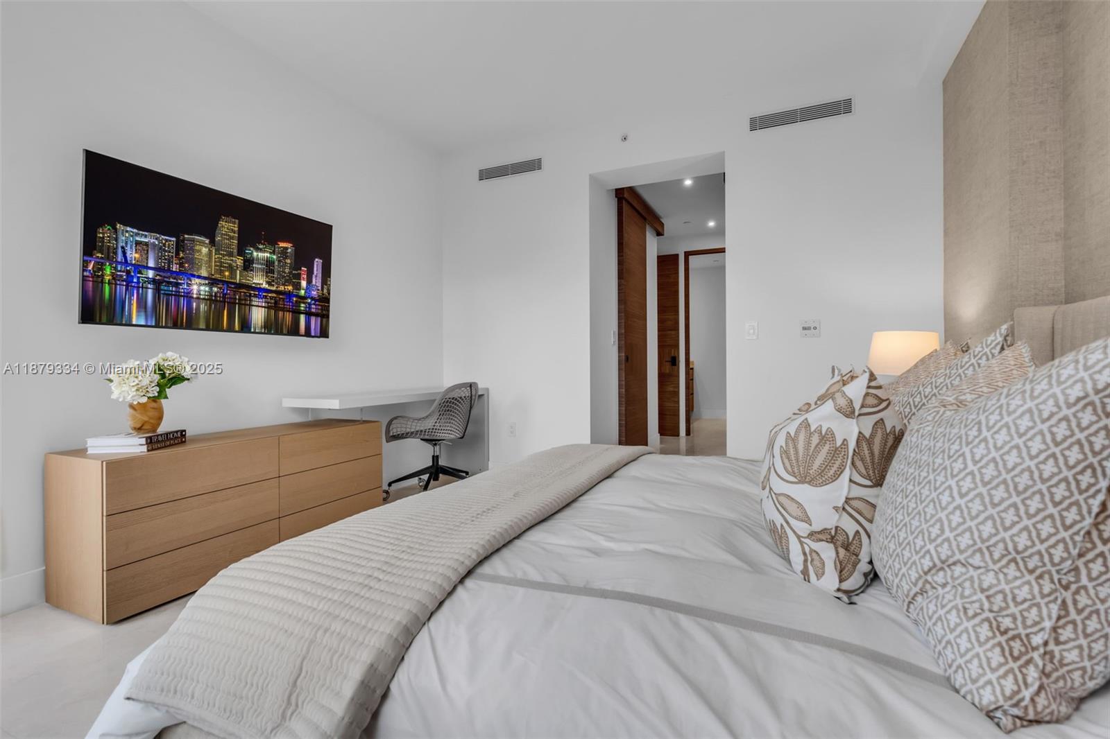KEY COLONY NO 2 CONDO - Residential Lease