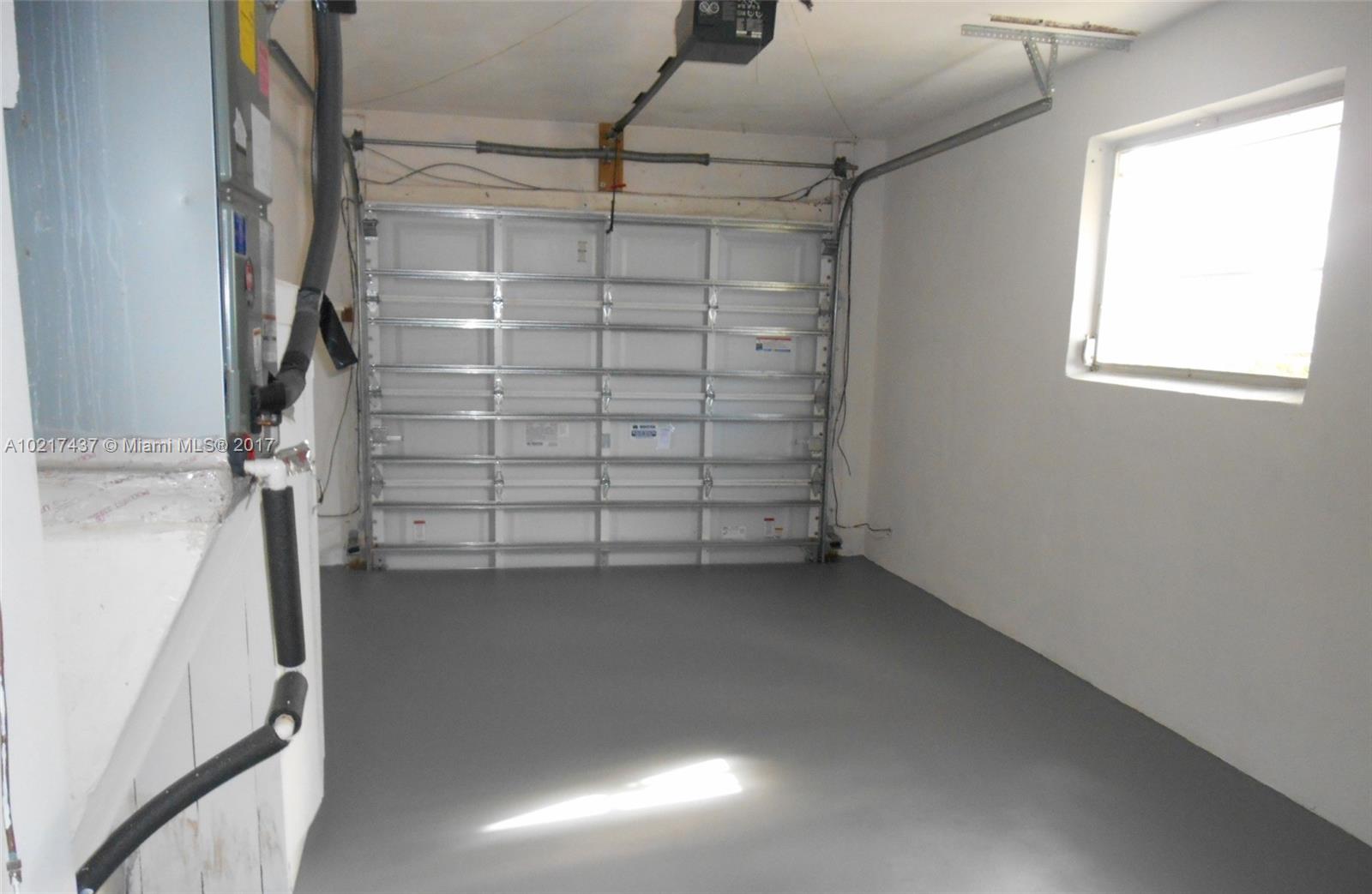 MAINLANDS OF TAMARAC LAKE - Residential