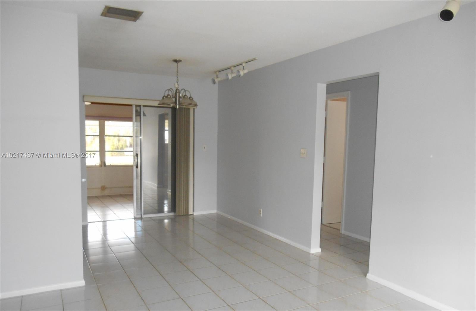 MAINLANDS OF TAMARAC LAKE - Residential