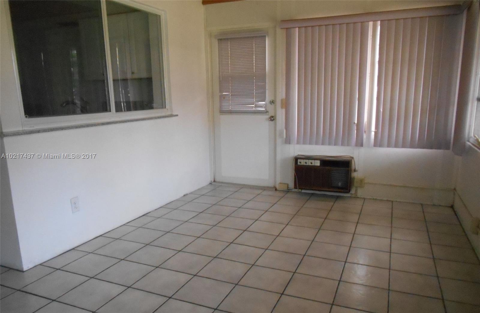 MAINLANDS OF TAMARAC LAKE - Residential