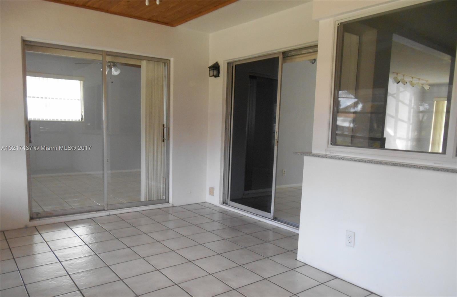 MAINLANDS OF TAMARAC LAKE - Residential