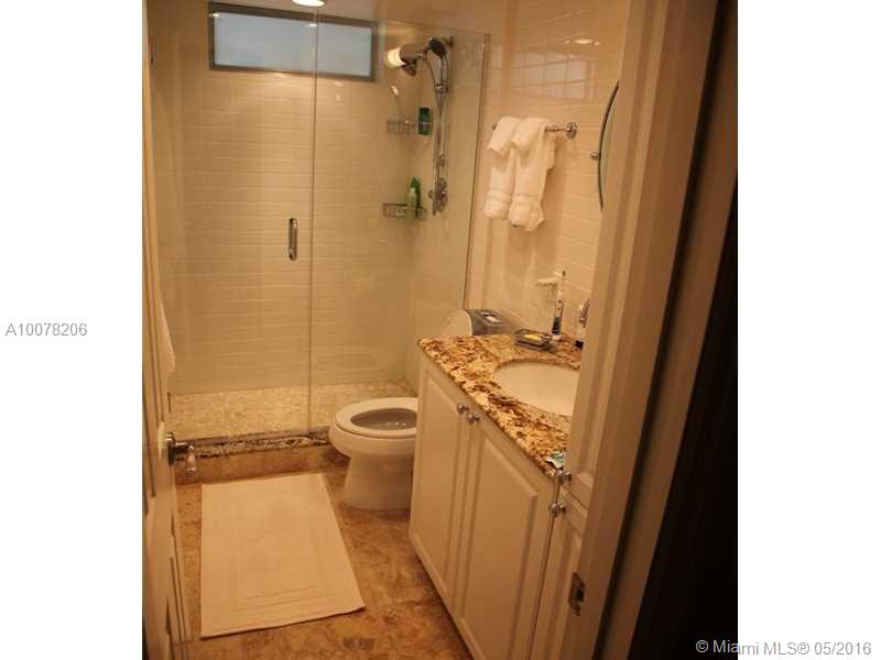 Point East Condo Sec 04 - Residential Lease