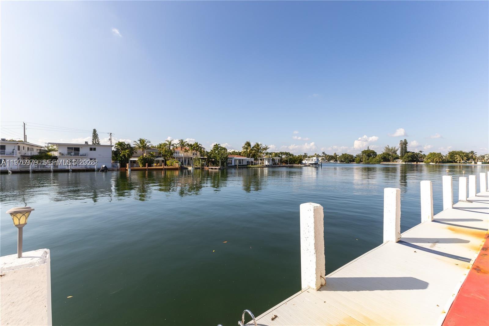 COLONNADE BAY CONDO - Residential