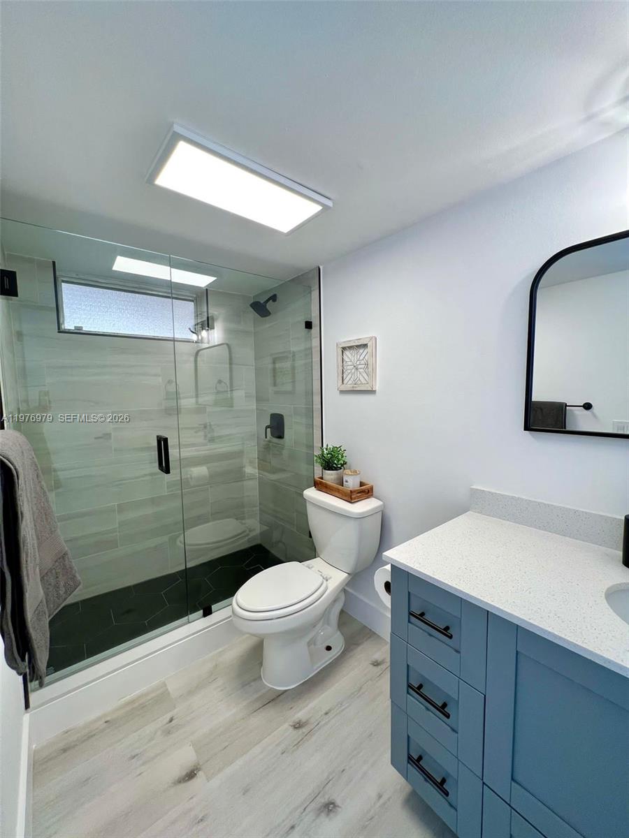 COLONNADE BAY CONDO - Residential