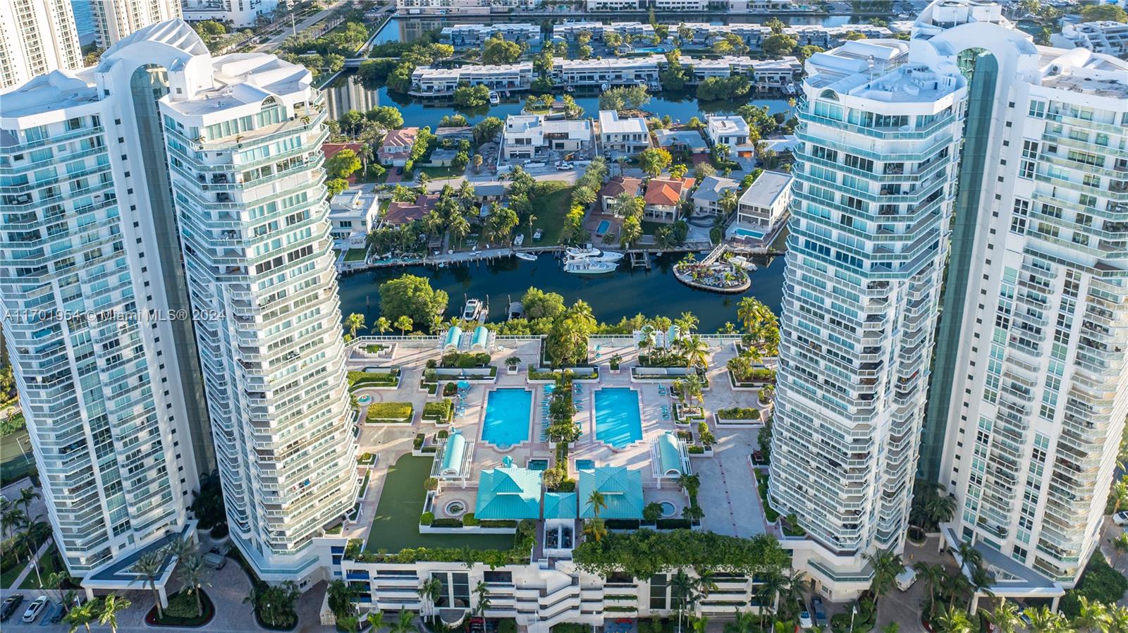 16500 Collins Ave 1451