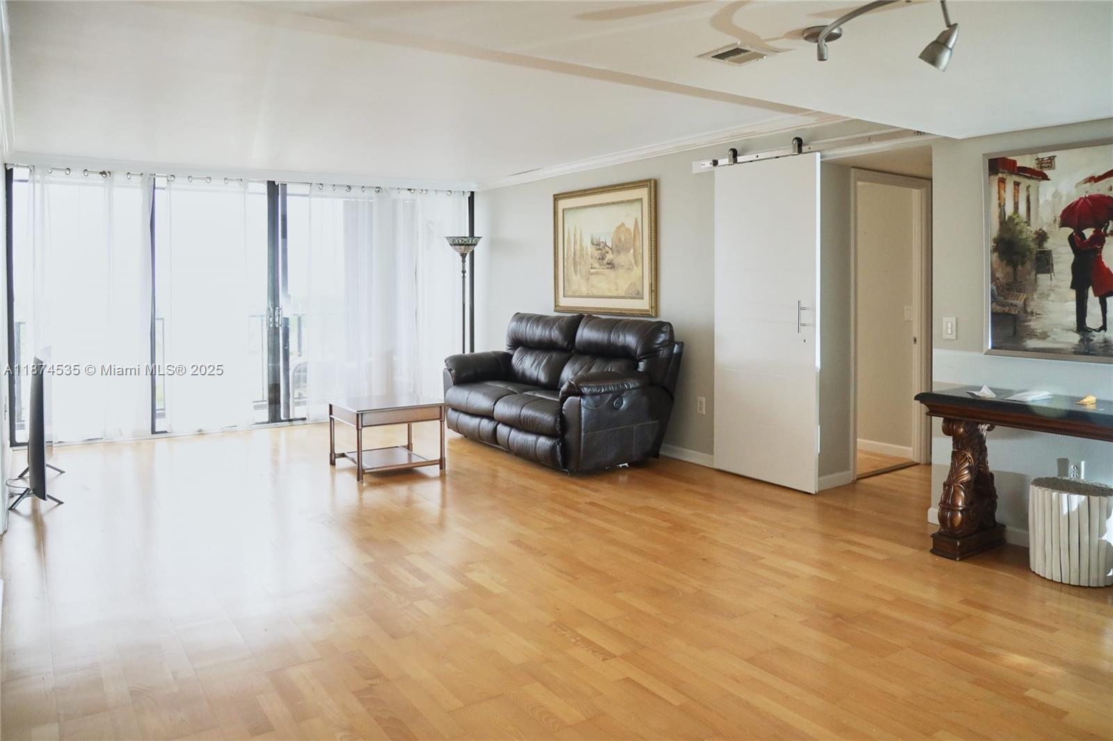 Amazing 2 bedroom apartment that is partially furnished and can be rented also as unfurnished or the way it is. Beautiful views from all rooms. spacious balconies. Front desk on the site. No pets