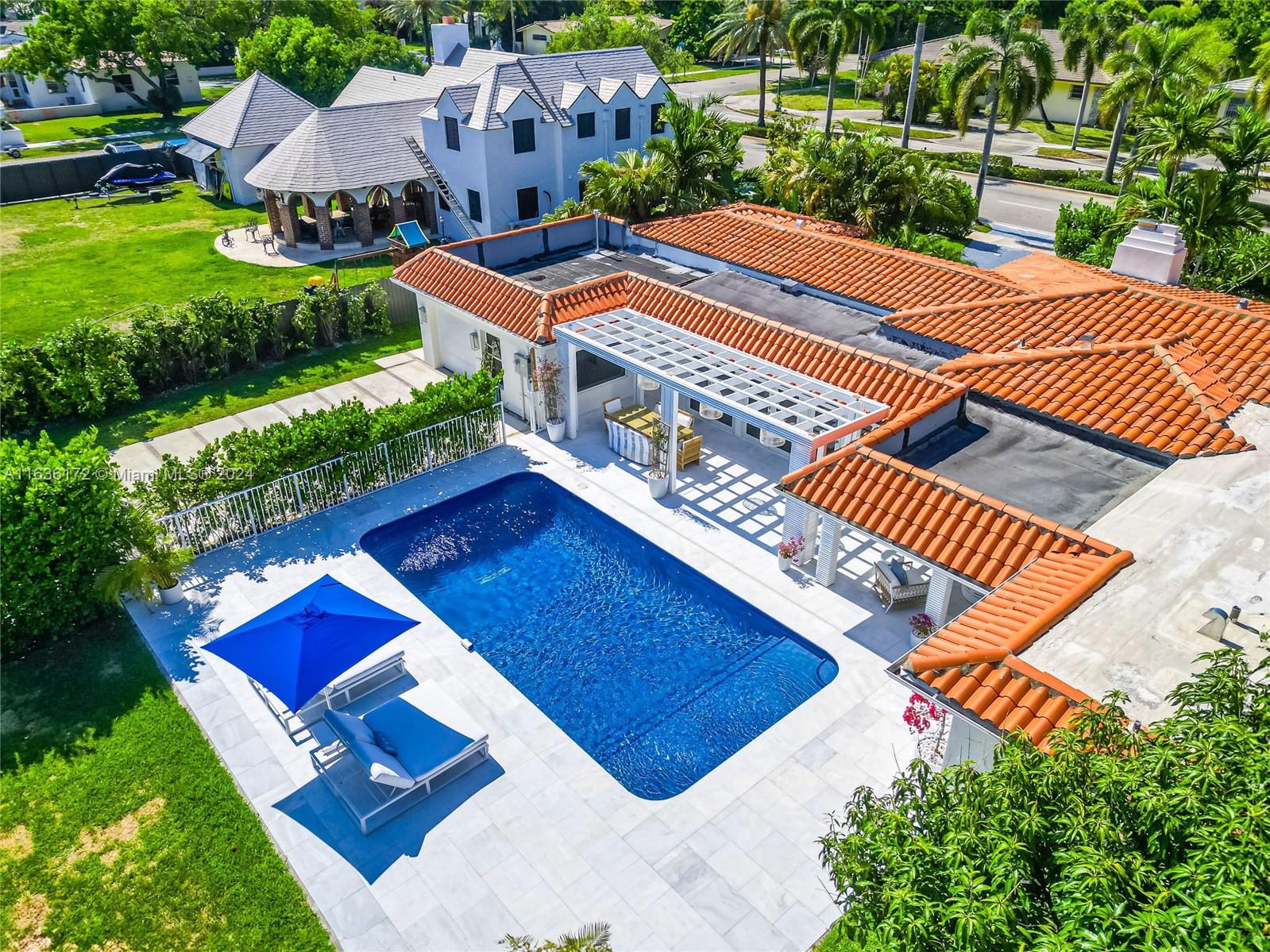 MIAMI SHORES SEC 2 - Residential