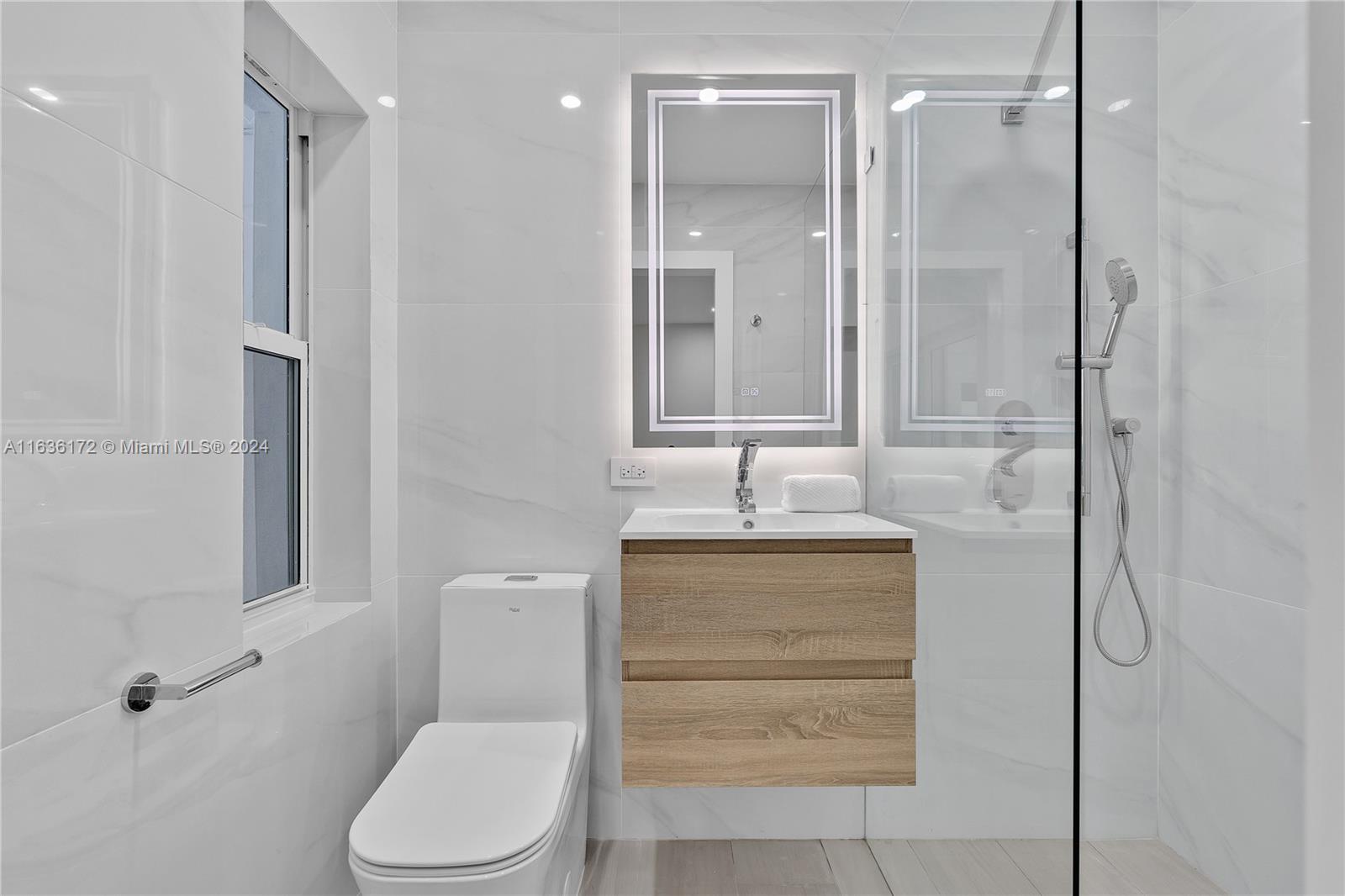 MIAMI SHORES SEC 2 - Residential