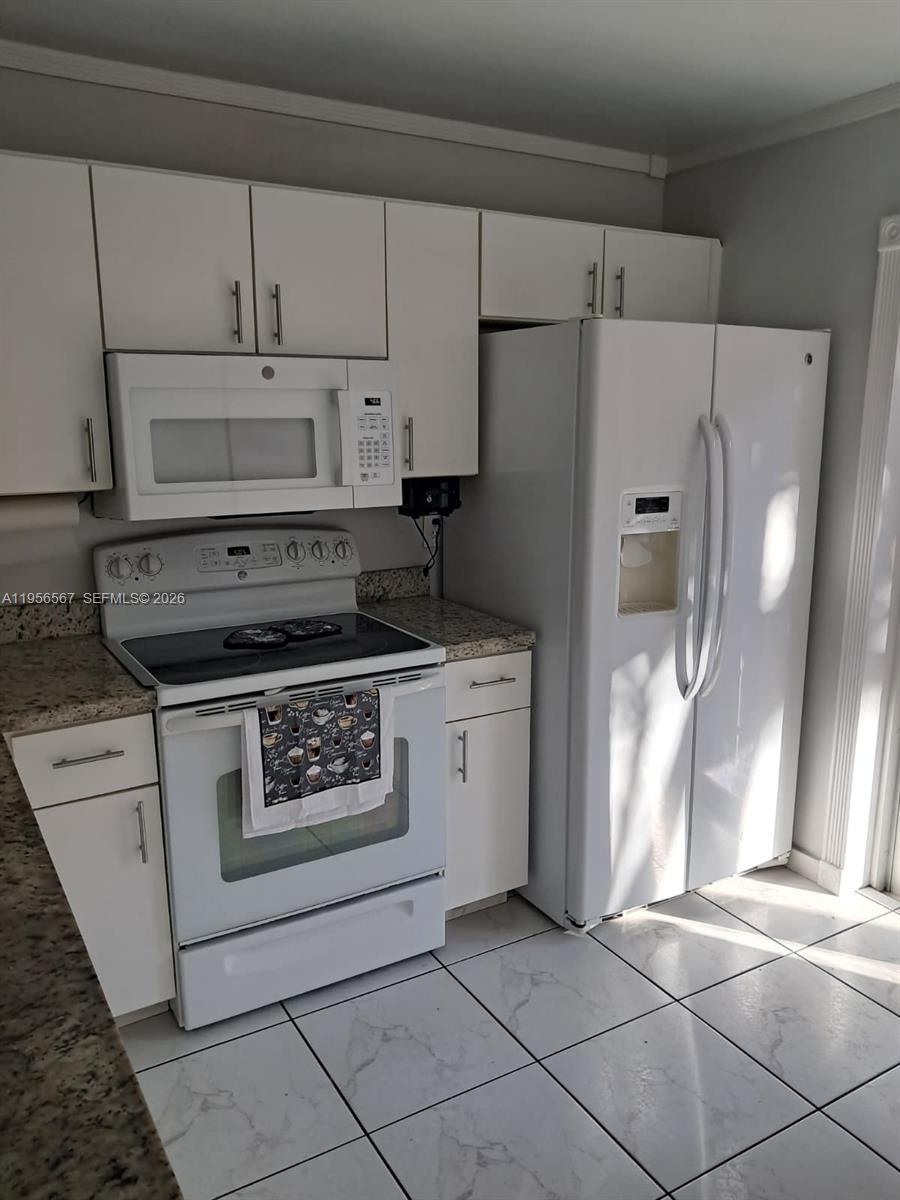 GALLOWAY LAKES SEC 2 - Residential Lease