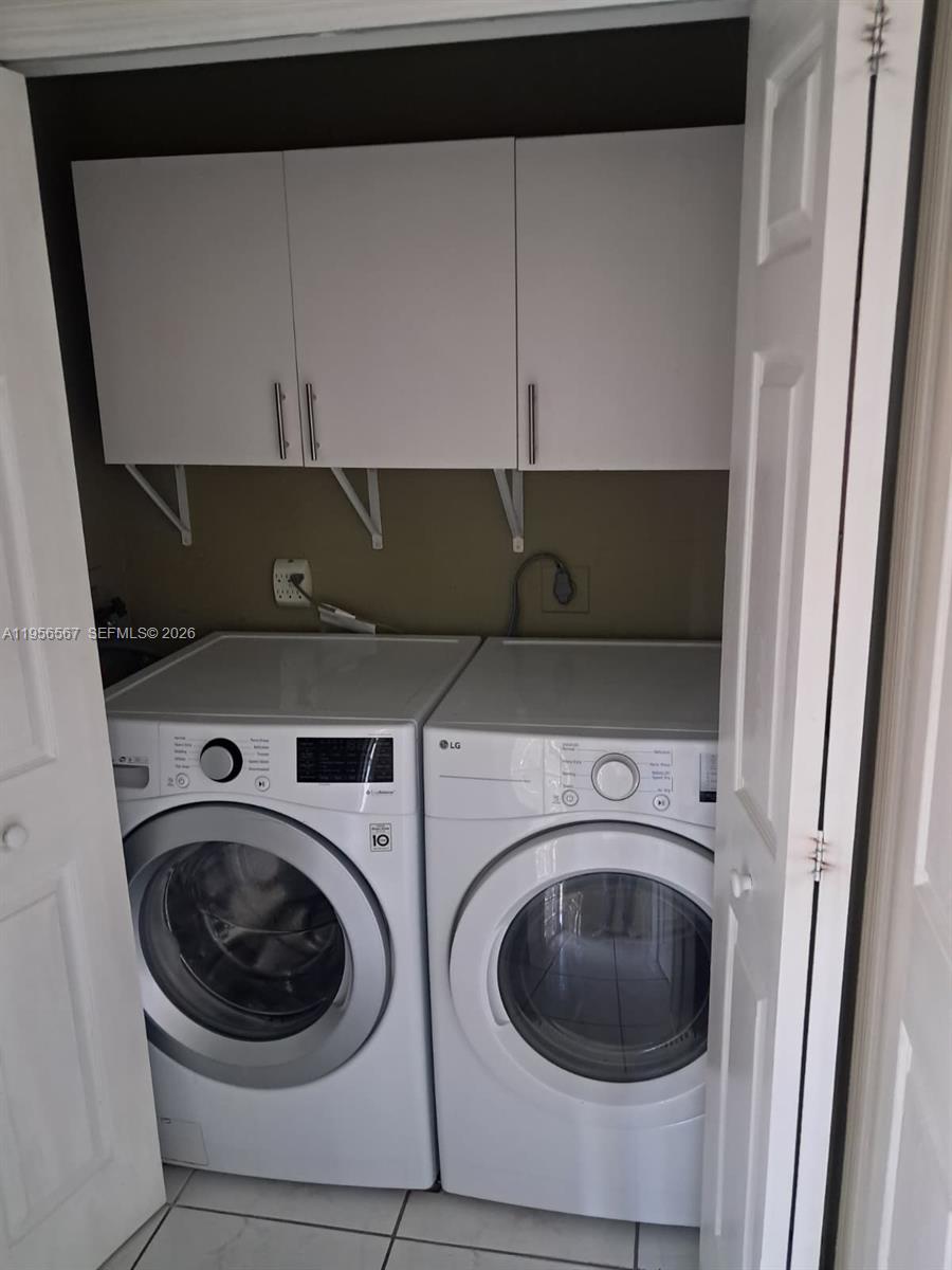 GALLOWAY LAKES SEC 2 - Residential Lease