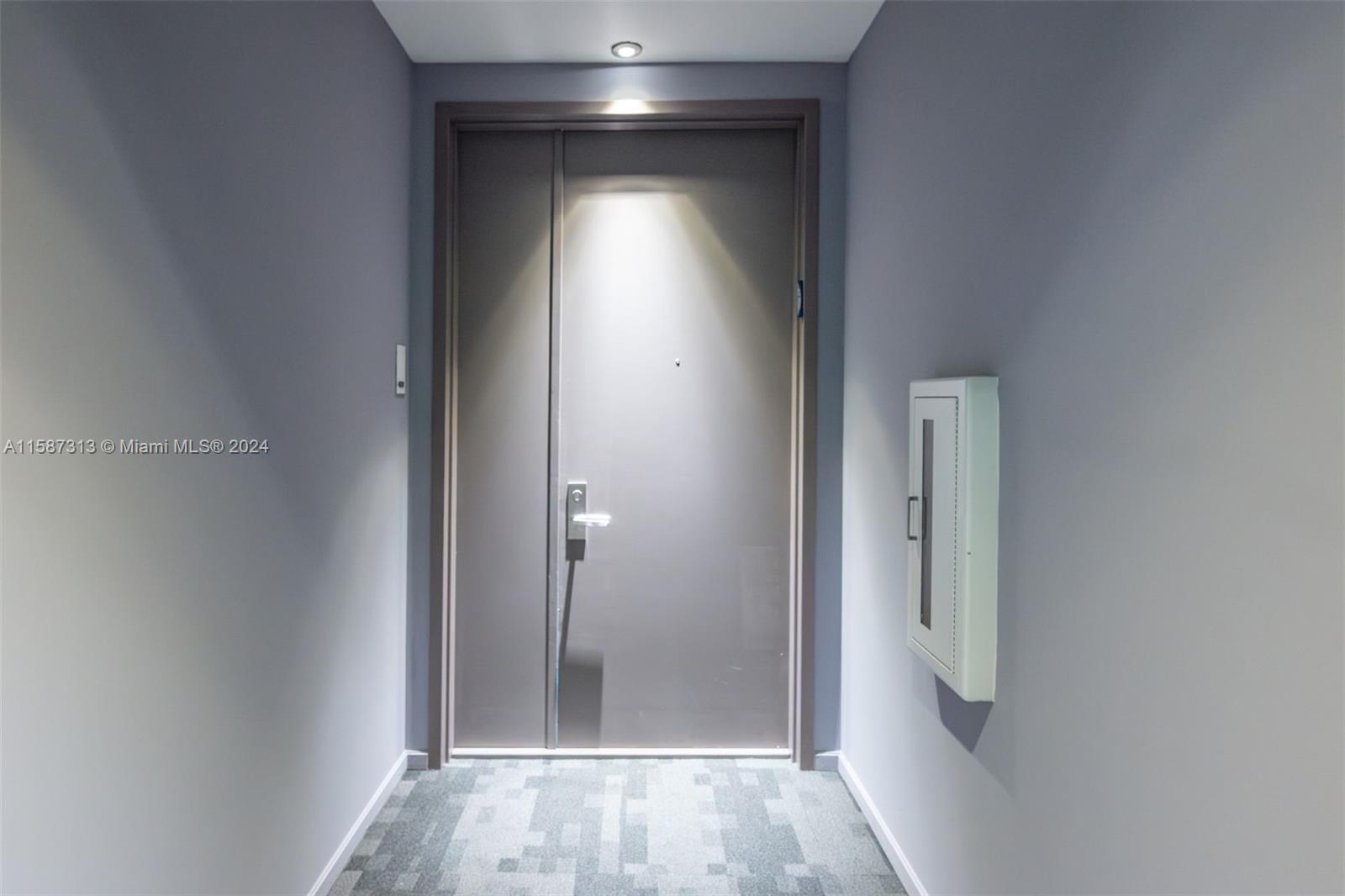 BRICKELL HOUSE CONDO - Residential