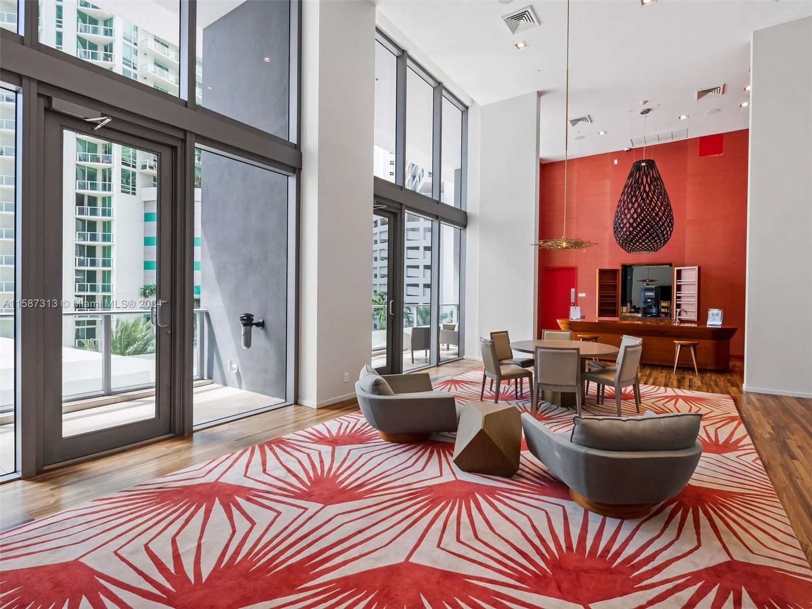 BRICKELL HOUSE CONDO - Residential