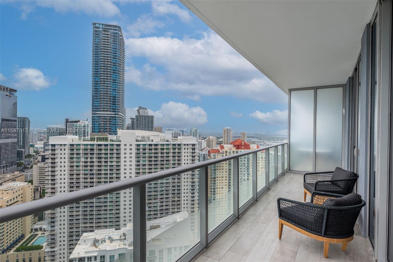 BRICKELL HOUSE CONDO - Residential