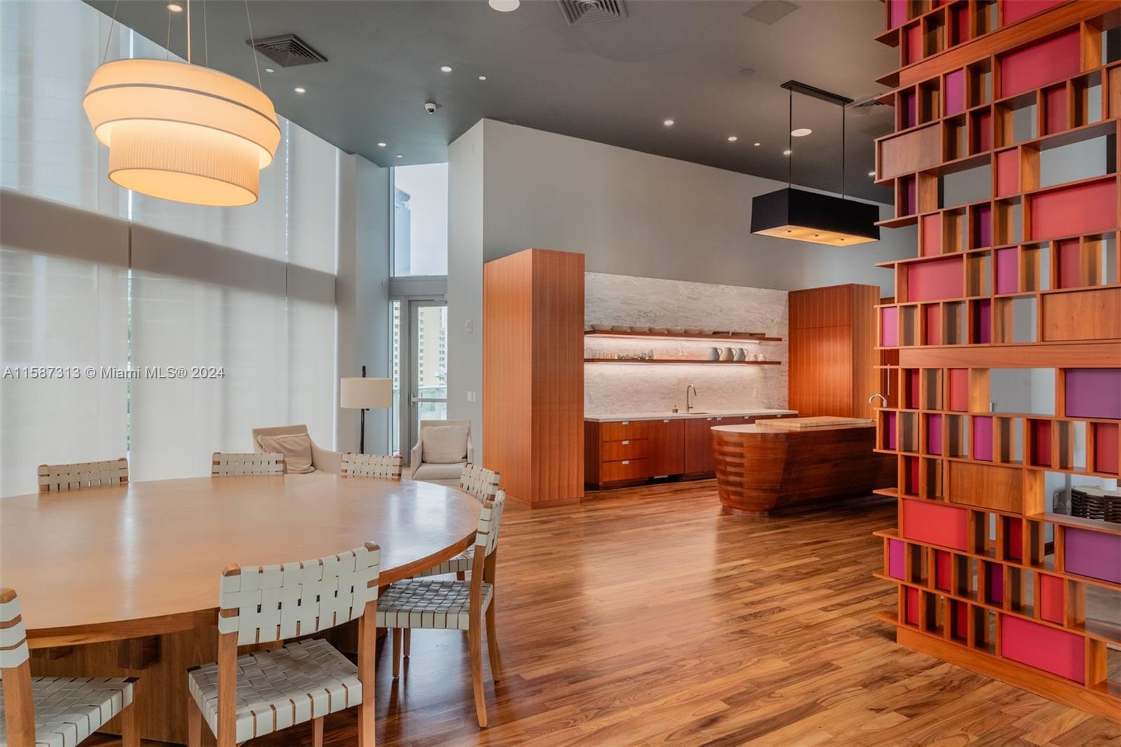 BRICKELL HOUSE CONDO - Residential