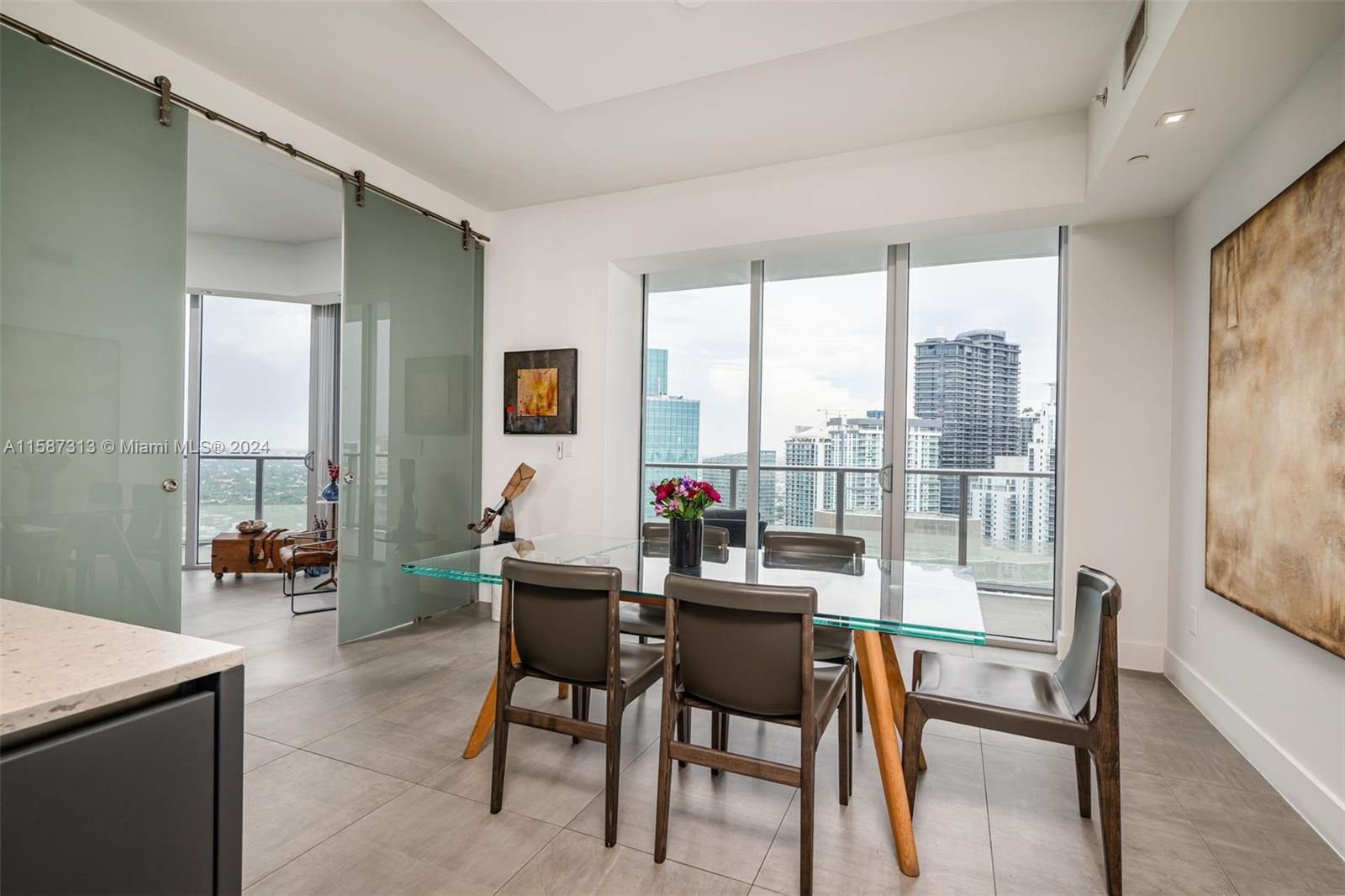 BRICKELL HOUSE CONDO - Residential