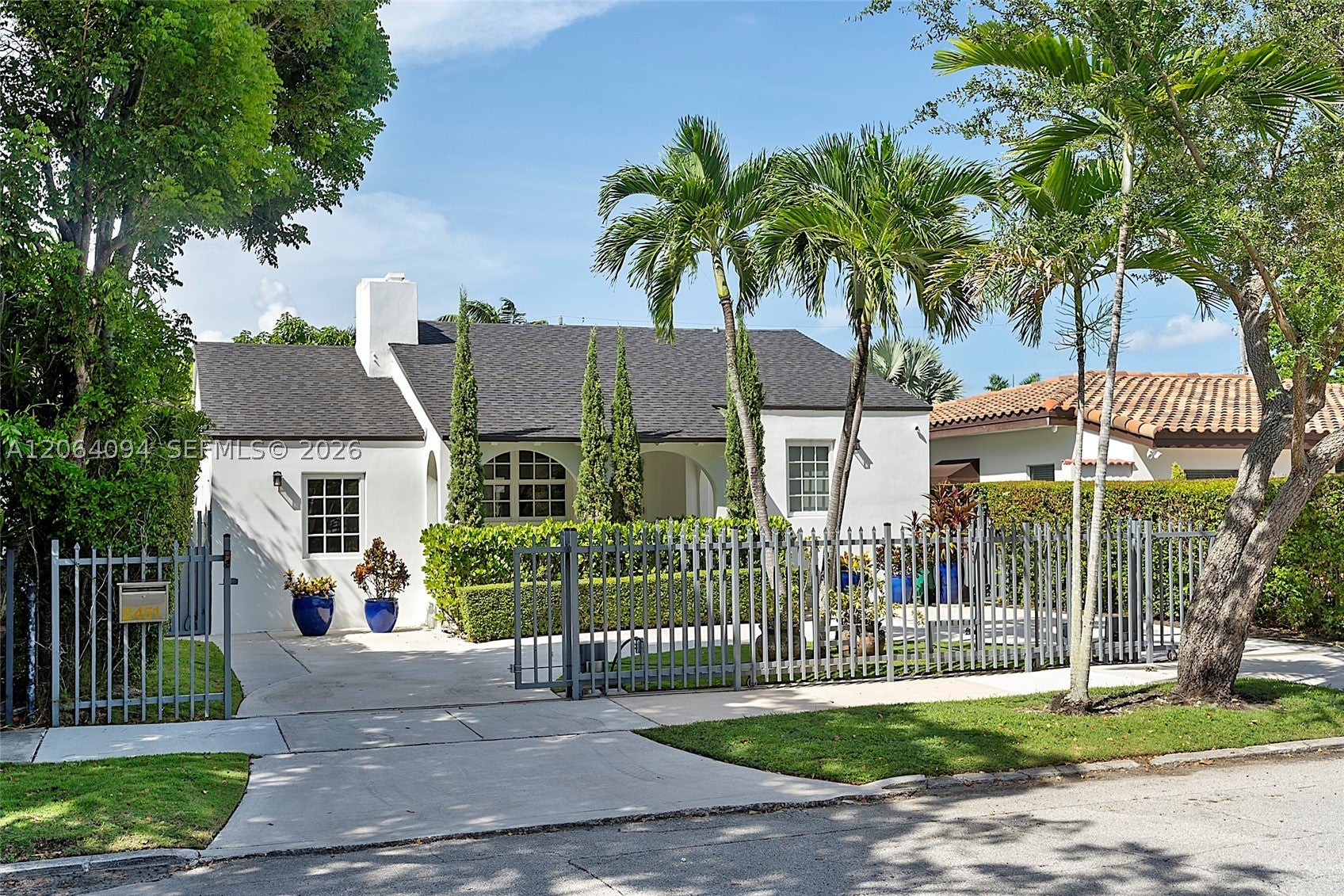 2451 SW 25th St