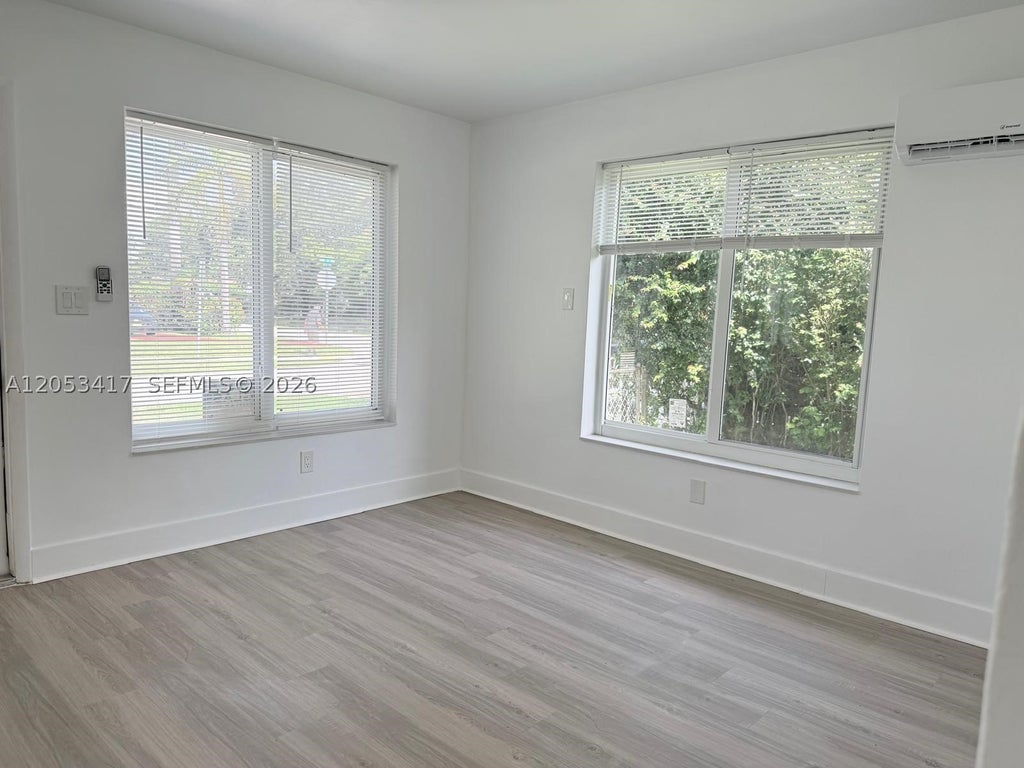 Photo of 520 SW 5th St #2, Hallandale Beach, FL 33009 (MLS # A12053417)