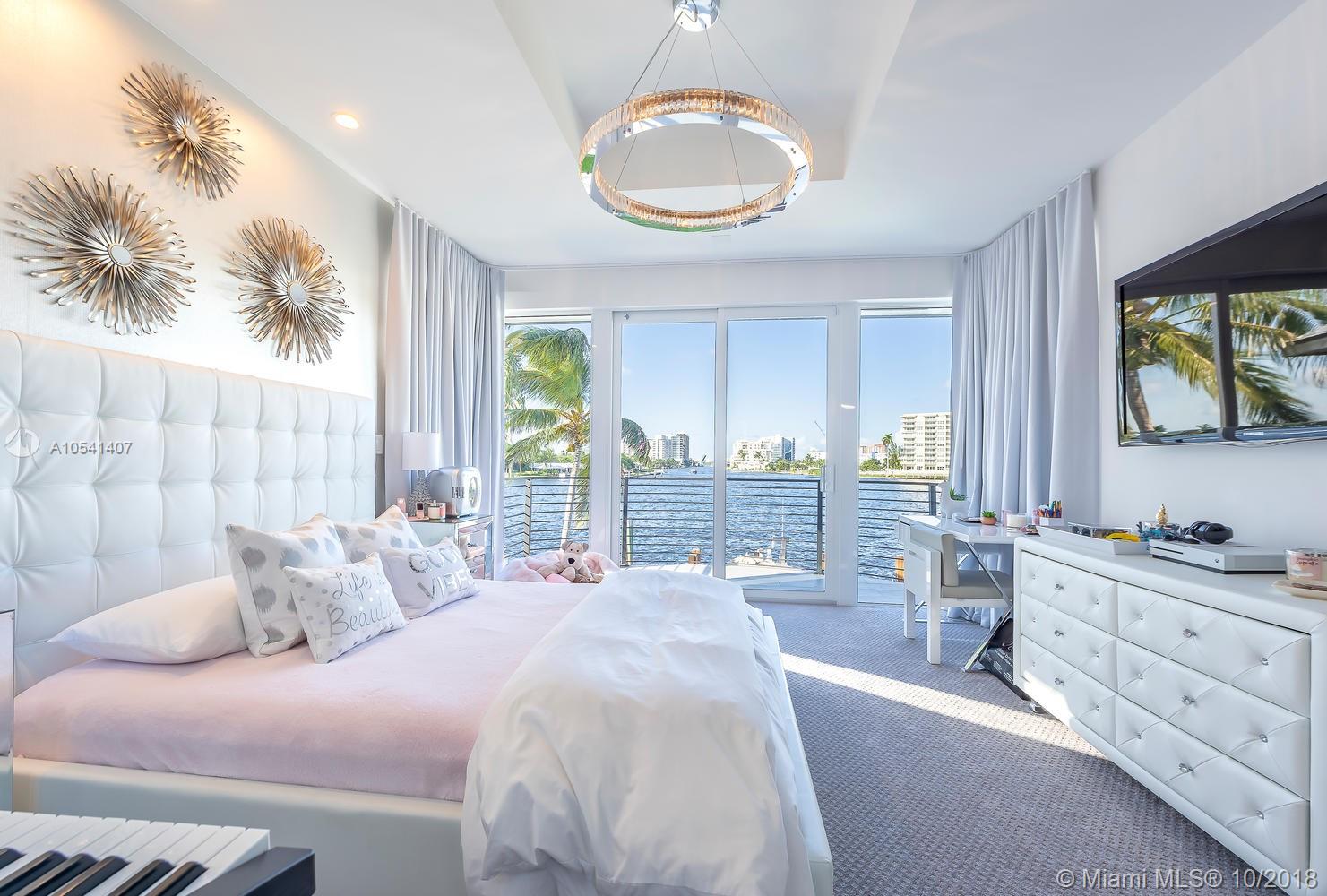 SEA ISLAND - Residential