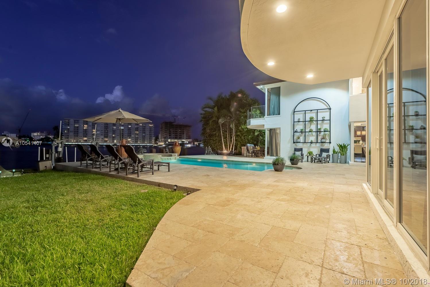 SEA ISLAND - Residential