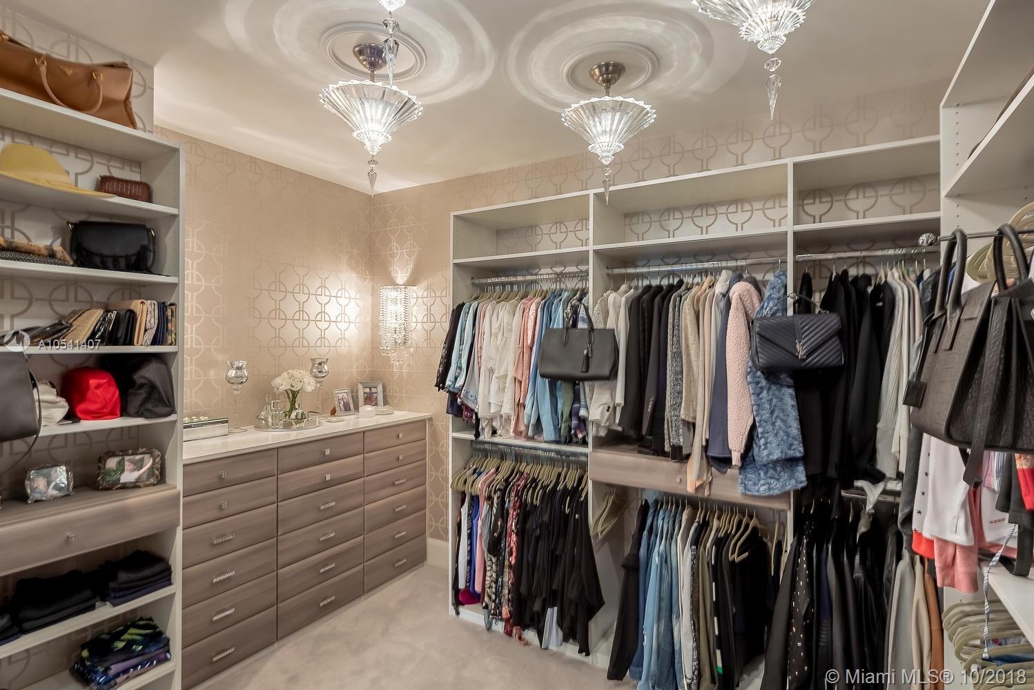 SEA ISLAND - Residential