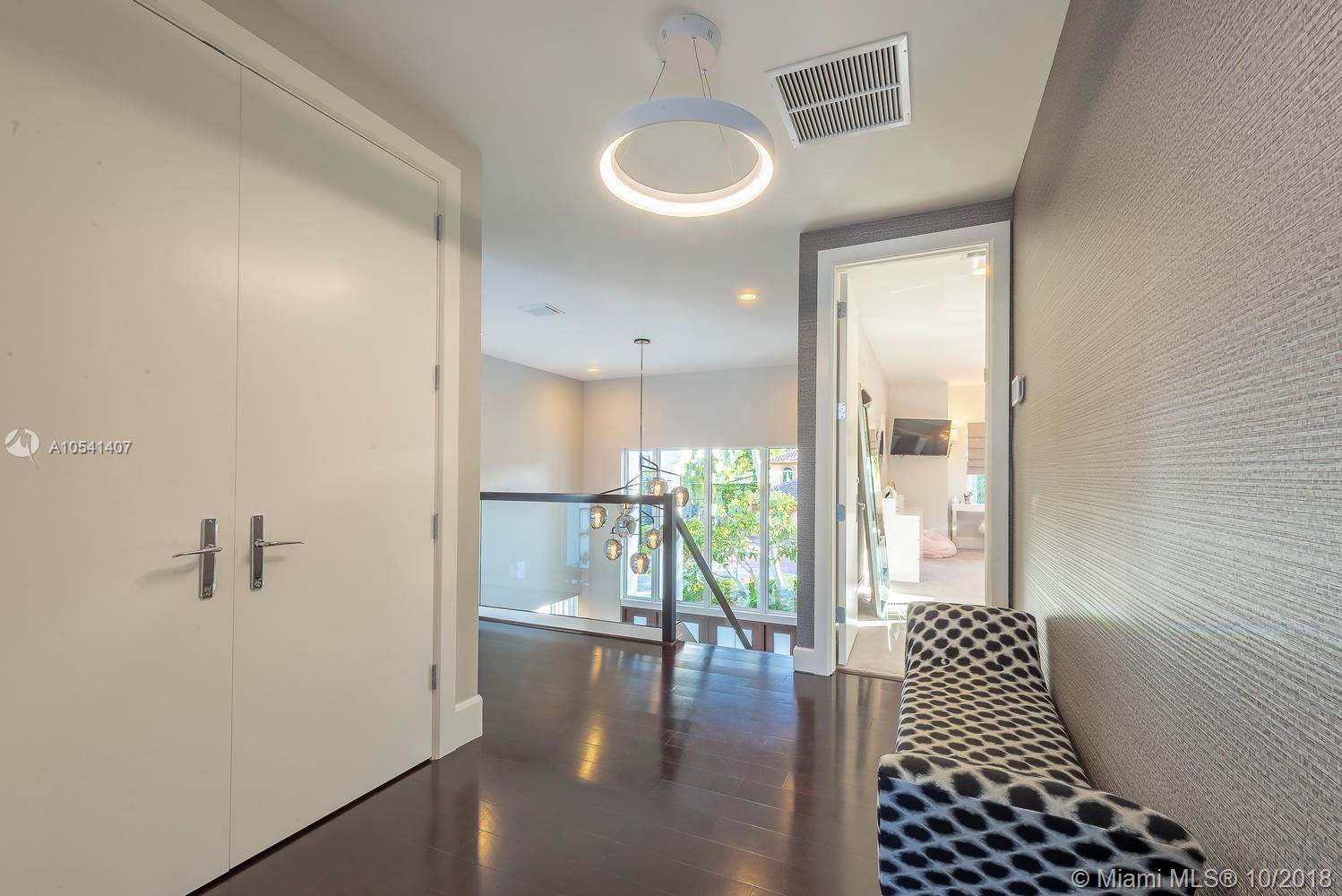 SEA ISLAND - Residential