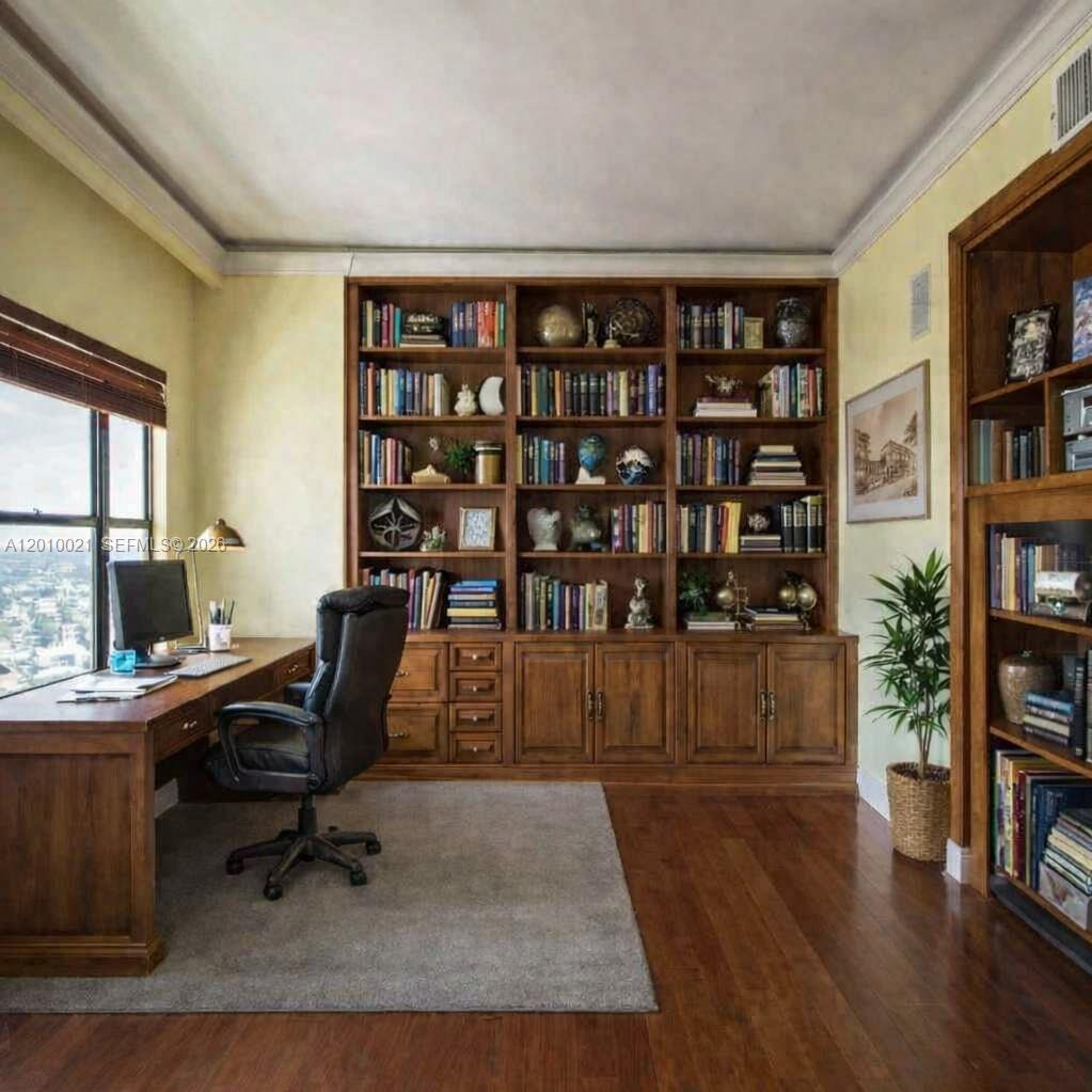 CRICKET CLUB CONDO - Residential
