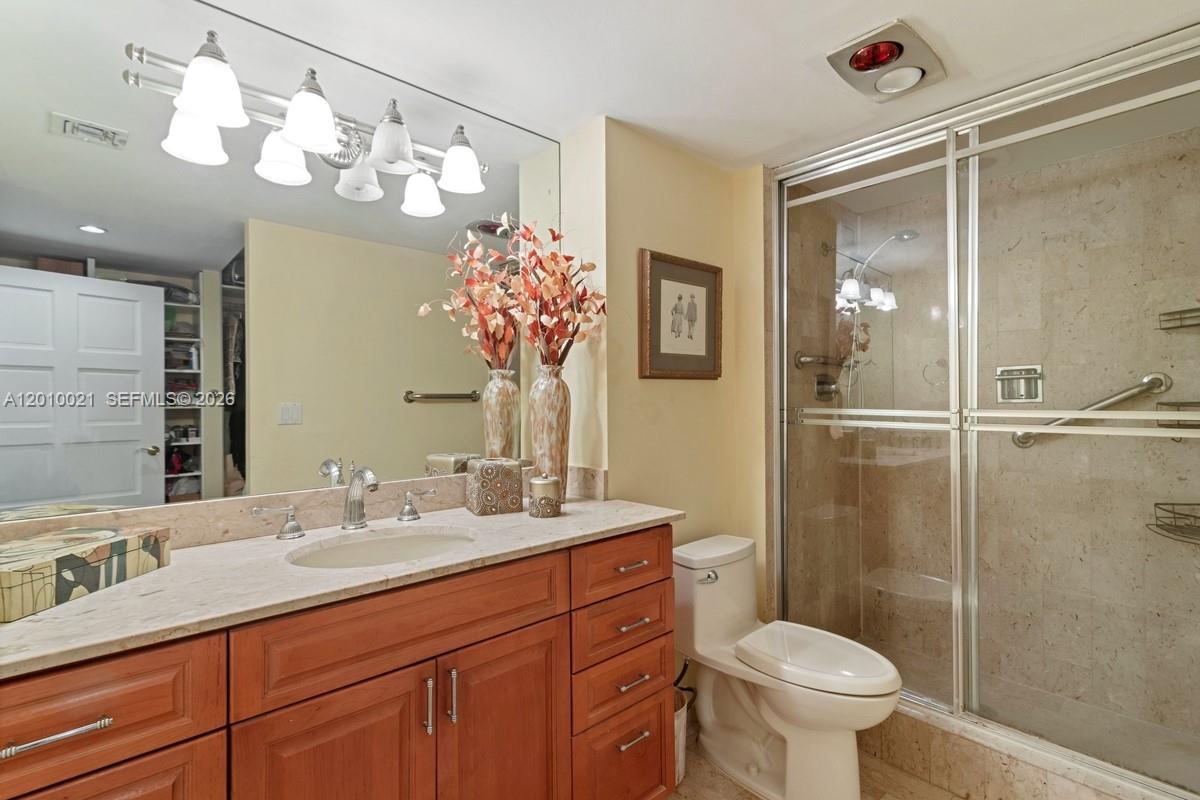 CRICKET CLUB CONDO - Residential