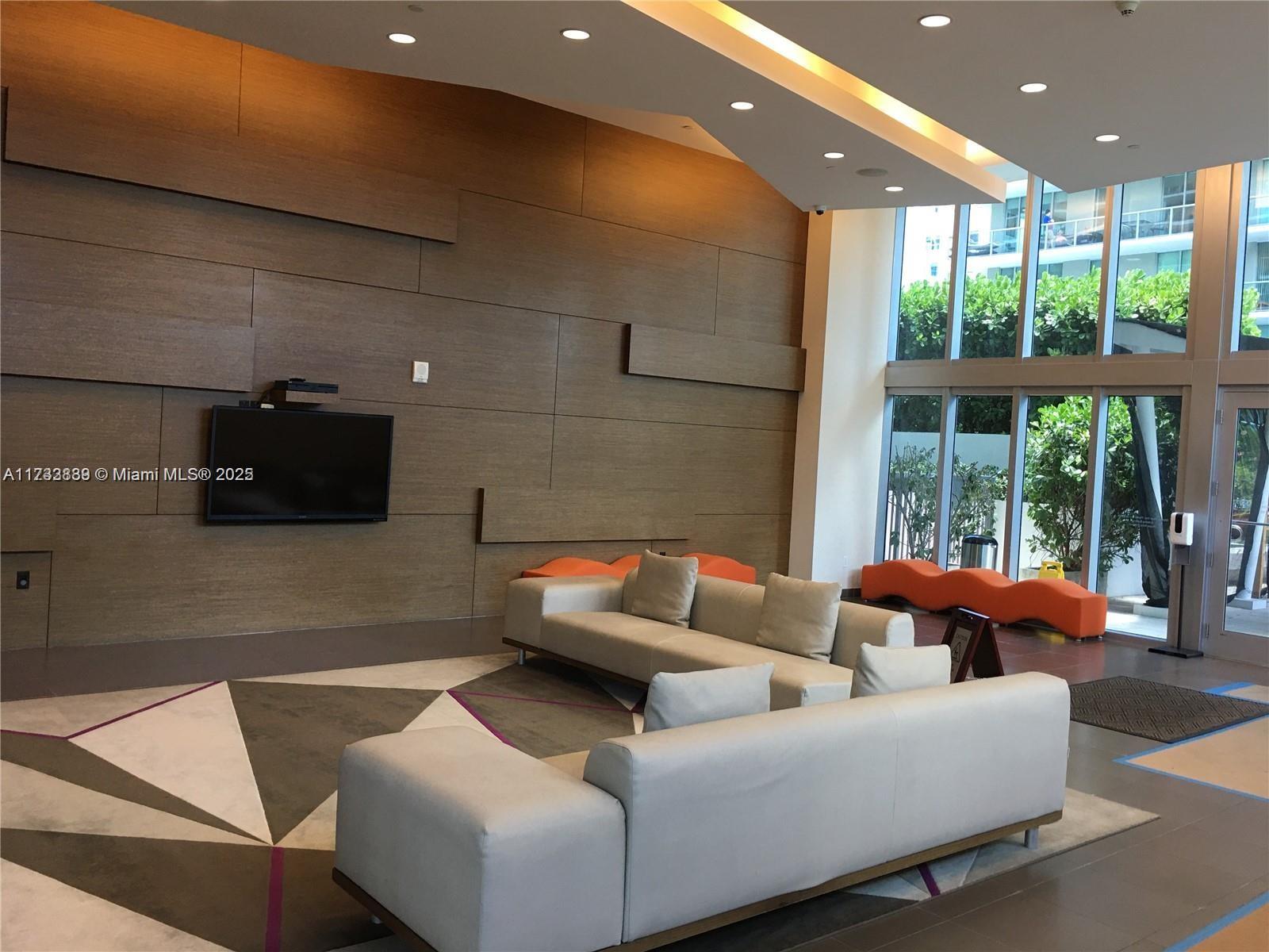THE AXIS ON BRICKELL II C - Residential