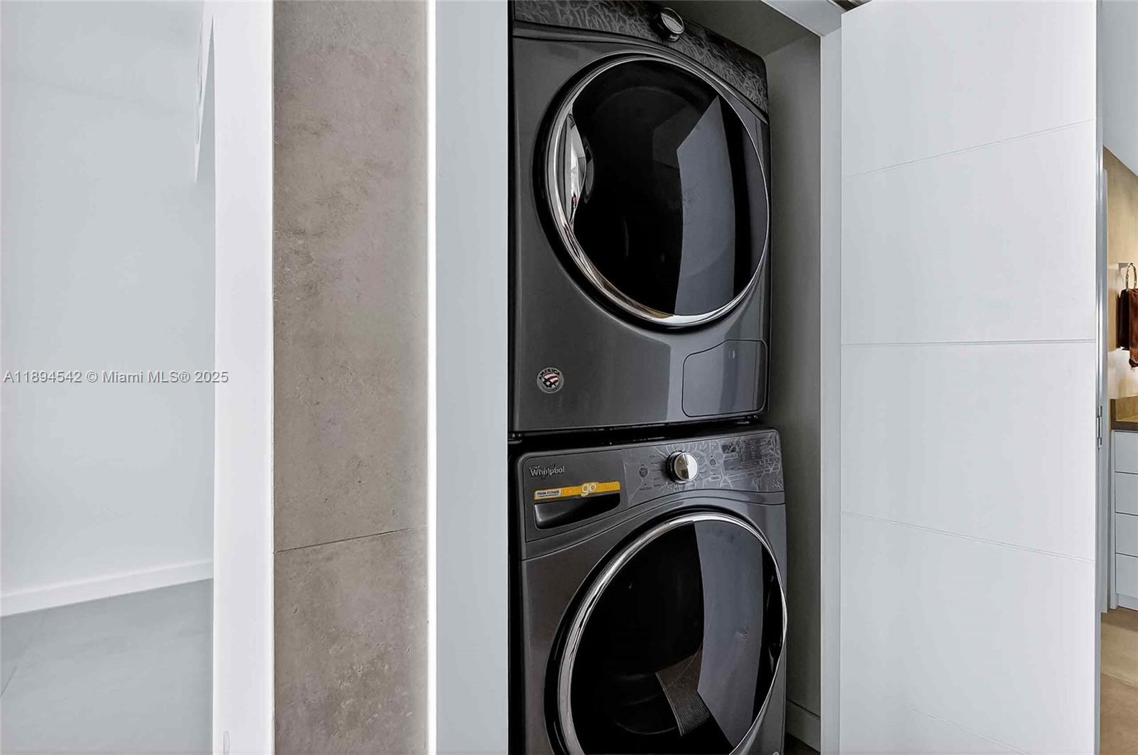 GROVE ISLE CONDO - Residential Lease