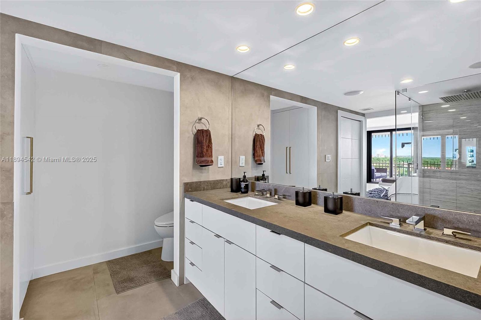 GROVE ISLE CONDO - Residential Lease