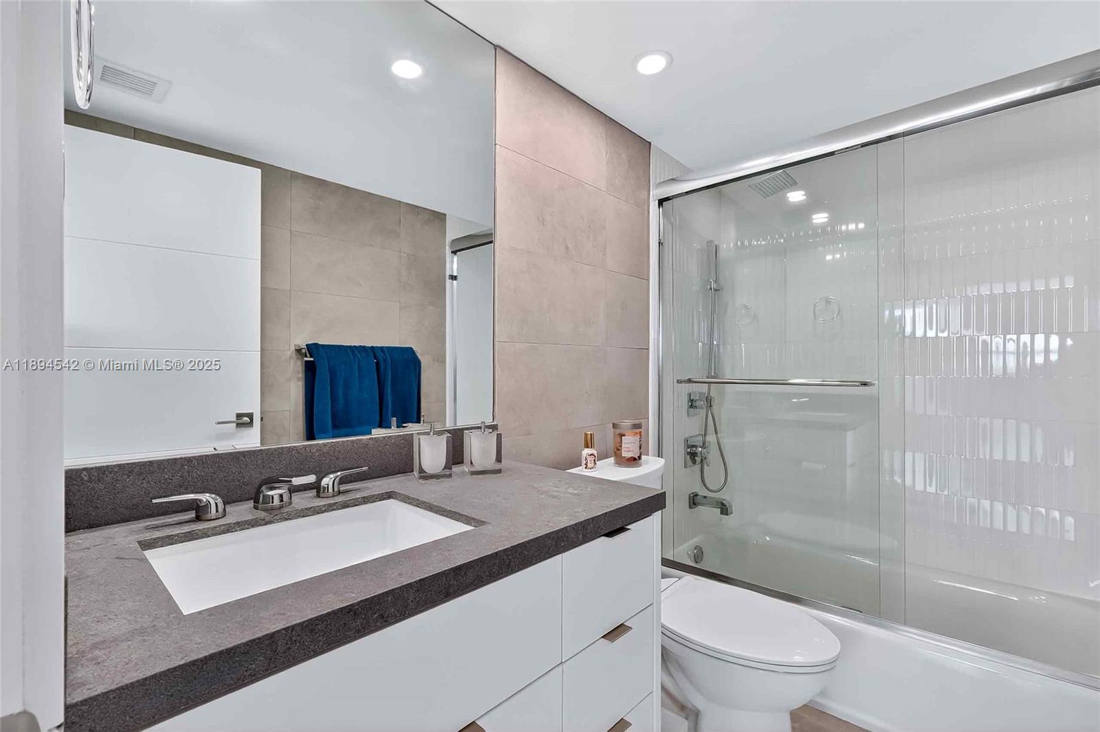 GROVE ISLE CONDO - Residential Lease