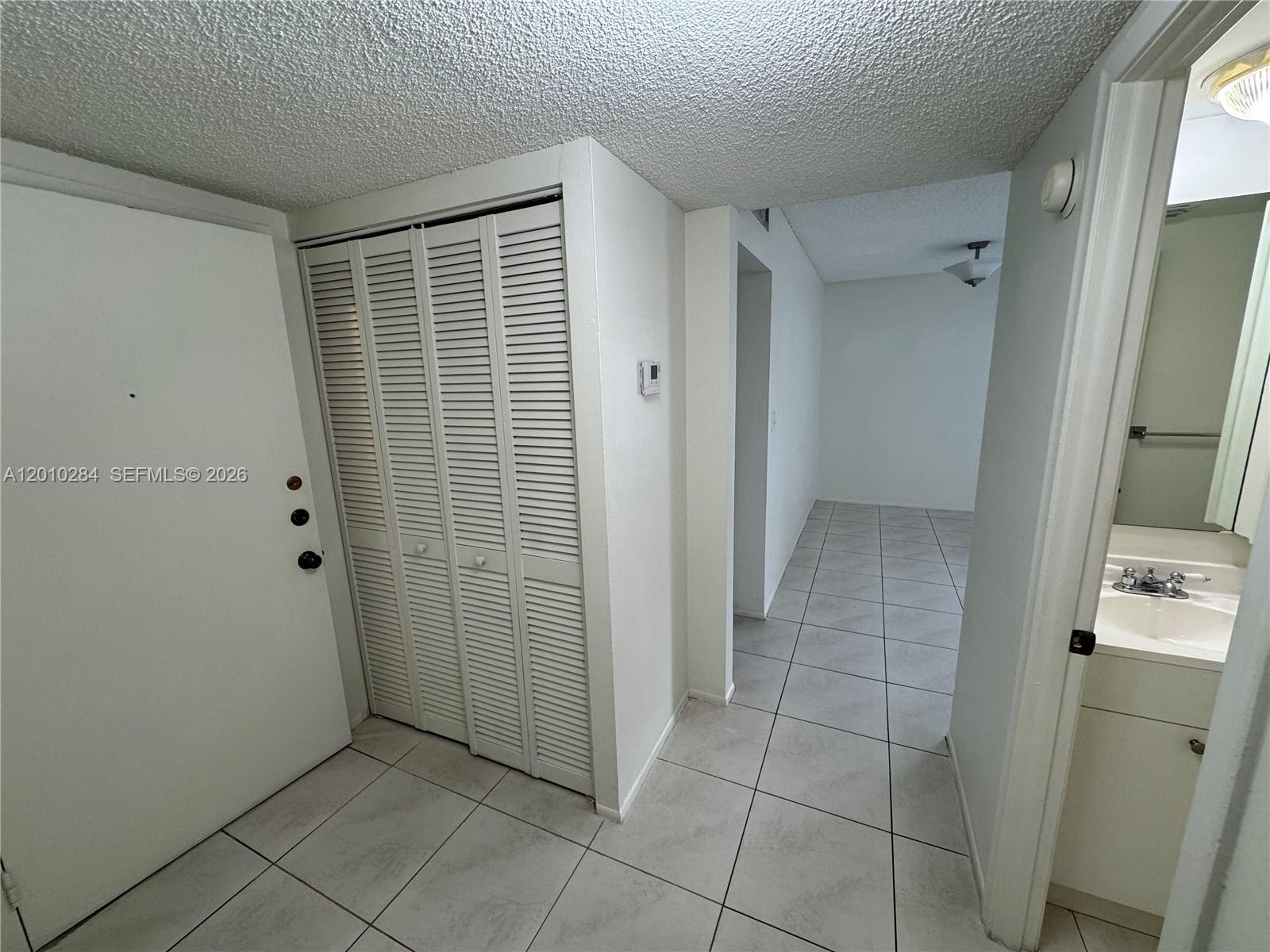 KINGS CREEK SO CONDO - Residential