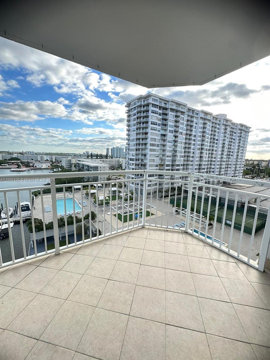 DEL PRADO MARINA - Residential Lease