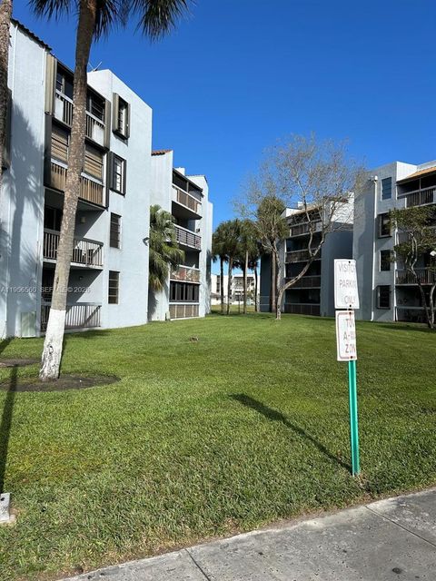 12219 SW 14th Ln 2111 Miami FL 33184