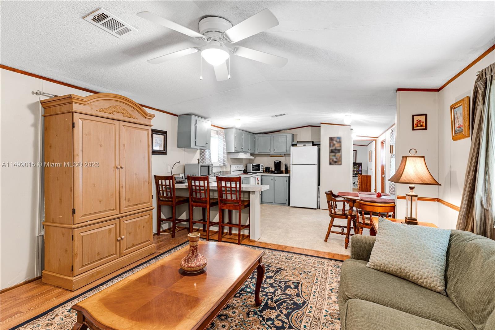 GATEWAY ESTATES PARK COND - Residential