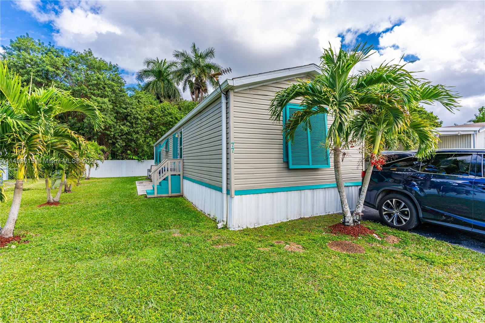 The look is over! This furnished 2/2 singlewide in Florida City is located in the sought after community of Gateway Estates. Conveniently located near shops, restaurants and the highway makes this an ideal location. Work in the keys? No problem! This property is located 25min from Key Largo, jump on the stretch and go. The community is gated and features 24/7 monitoring, community pool and kid's playground. The A/C is 3 years old and the property features Bahama shutters on all of the windows. Don't miss out on this one.