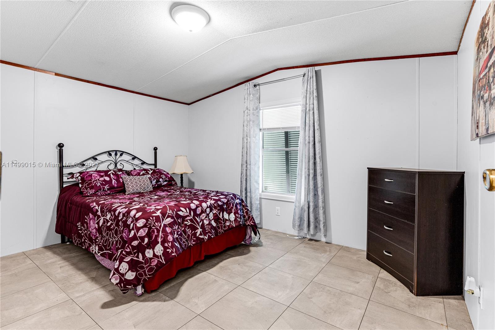 GATEWAY ESTATES PARK COND - Residential
