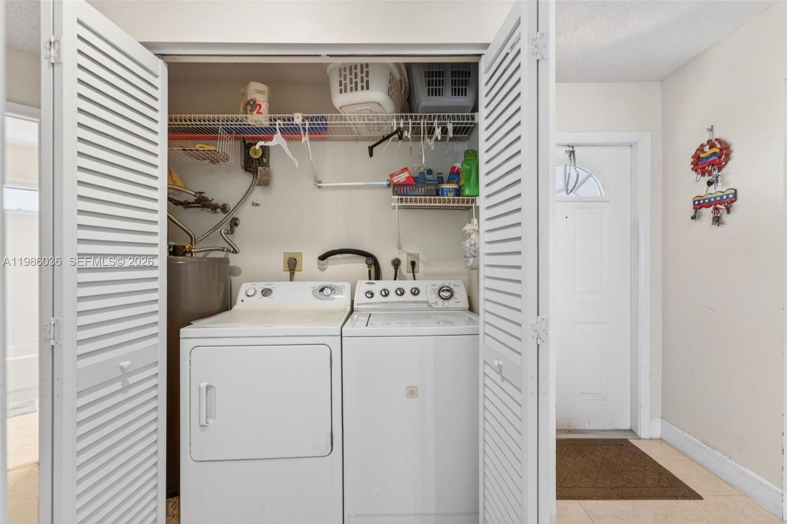 COUNTRY ISLES GARDEN HOME - Residential