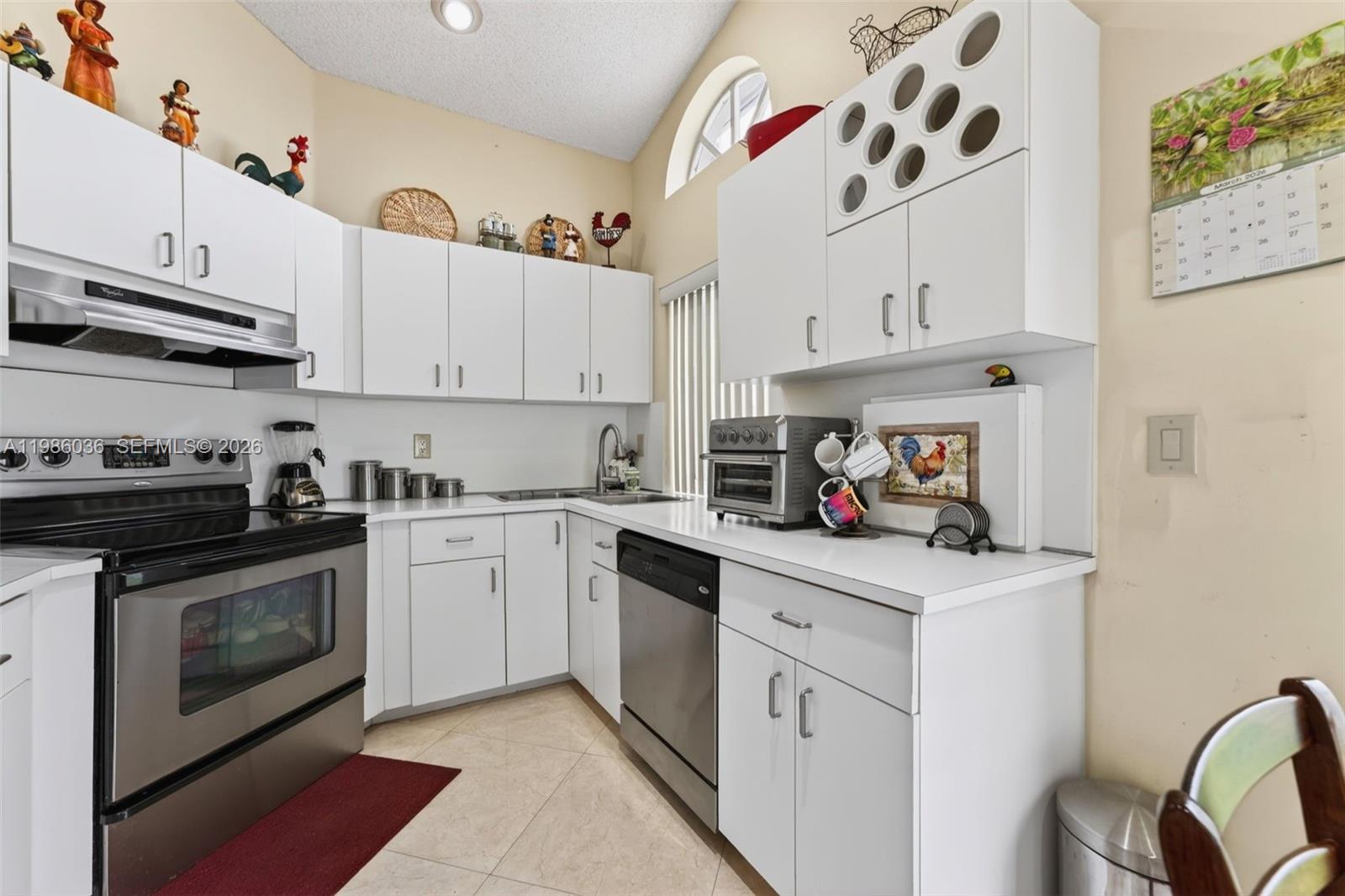 COUNTRY ISLES GARDEN HOME - Residential