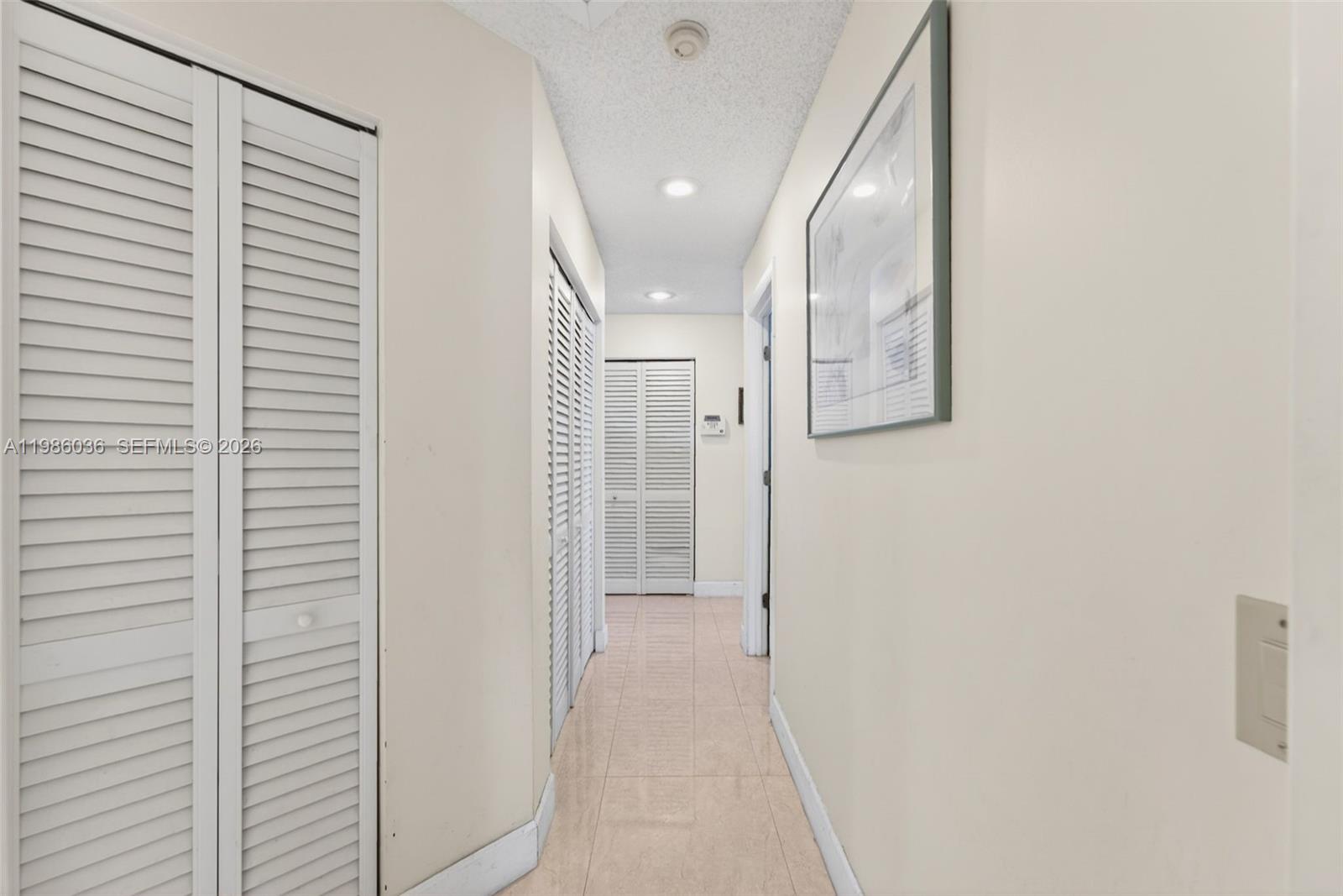 COUNTRY ISLES GARDEN HOME - Residential