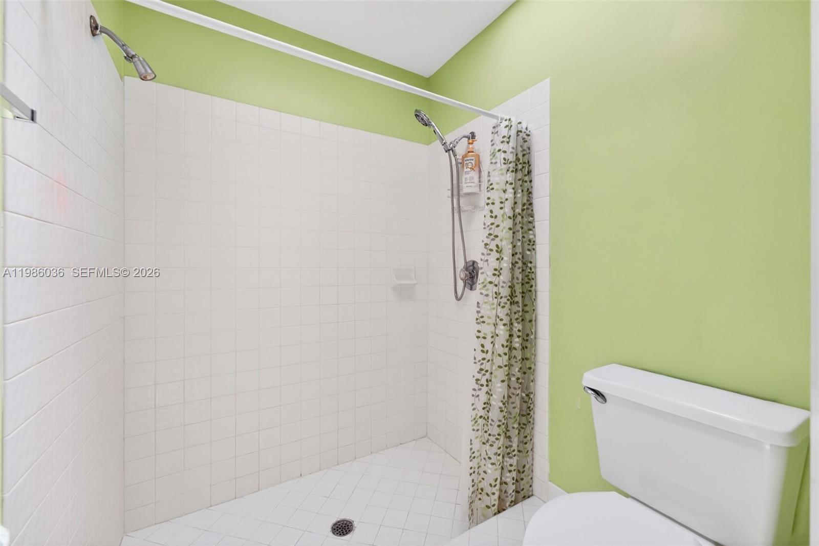 COUNTRY ISLES GARDEN HOME - Residential