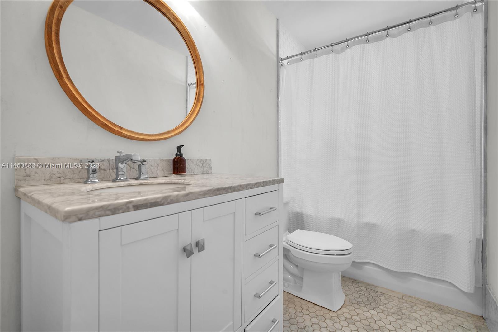 LANDINGS FIRST SEC - Residential