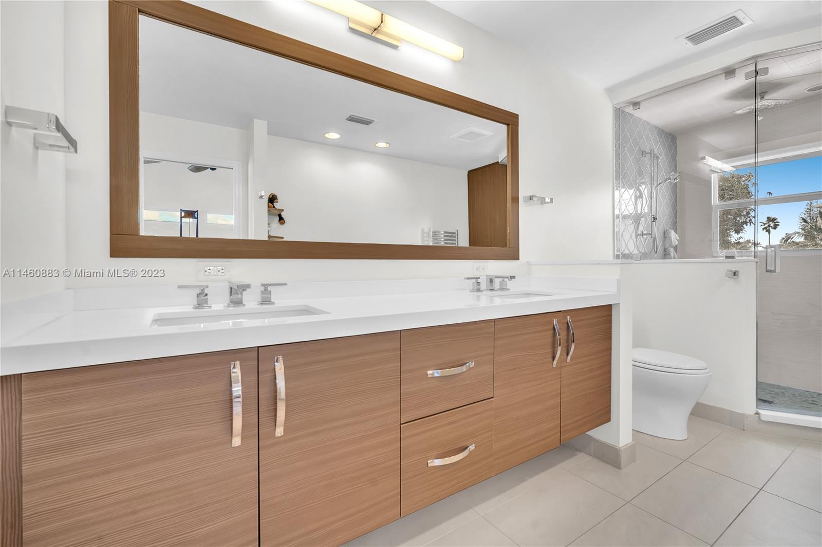 LANDINGS FIRST SEC - Residential