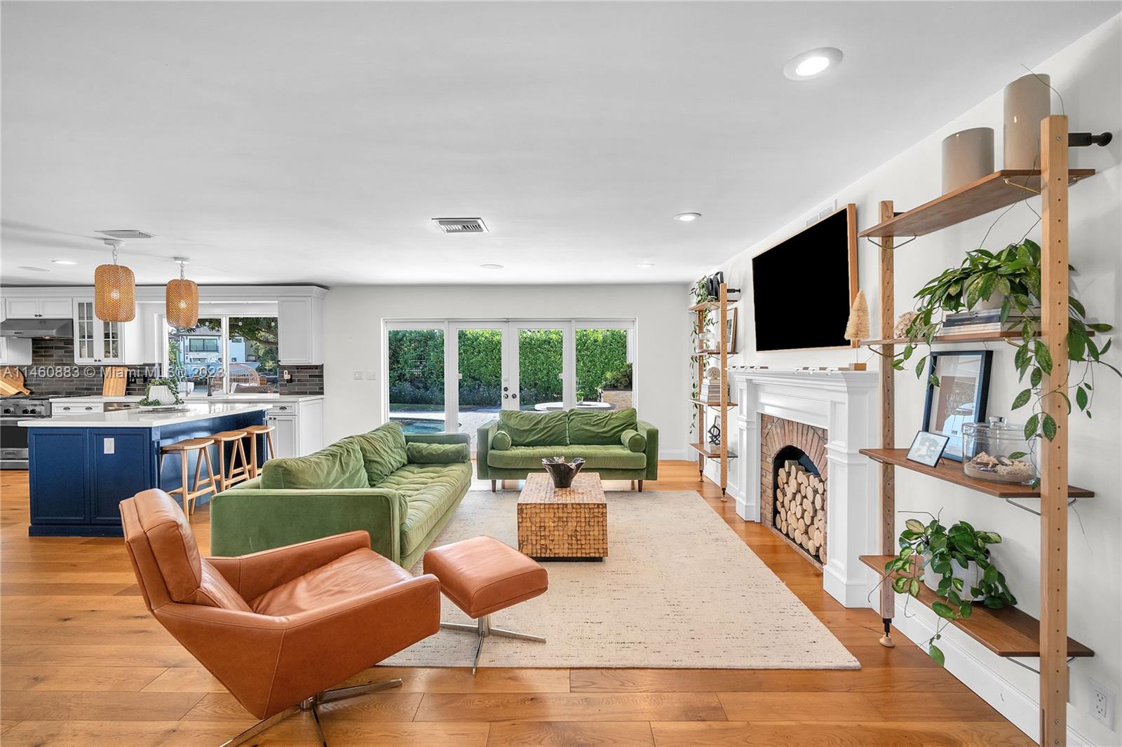 LANDINGS FIRST SEC - Residential