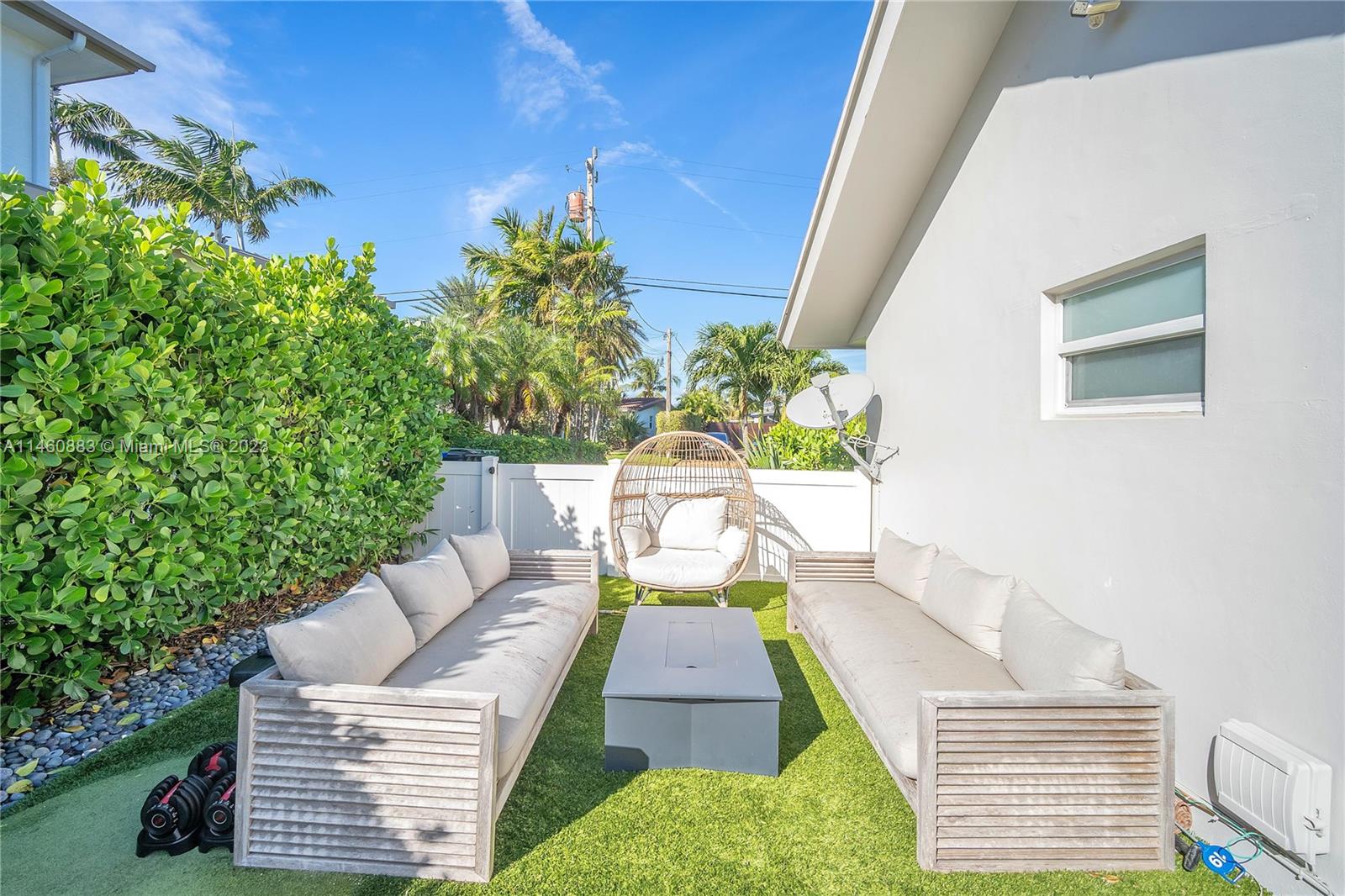 LANDINGS FIRST SEC - Residential